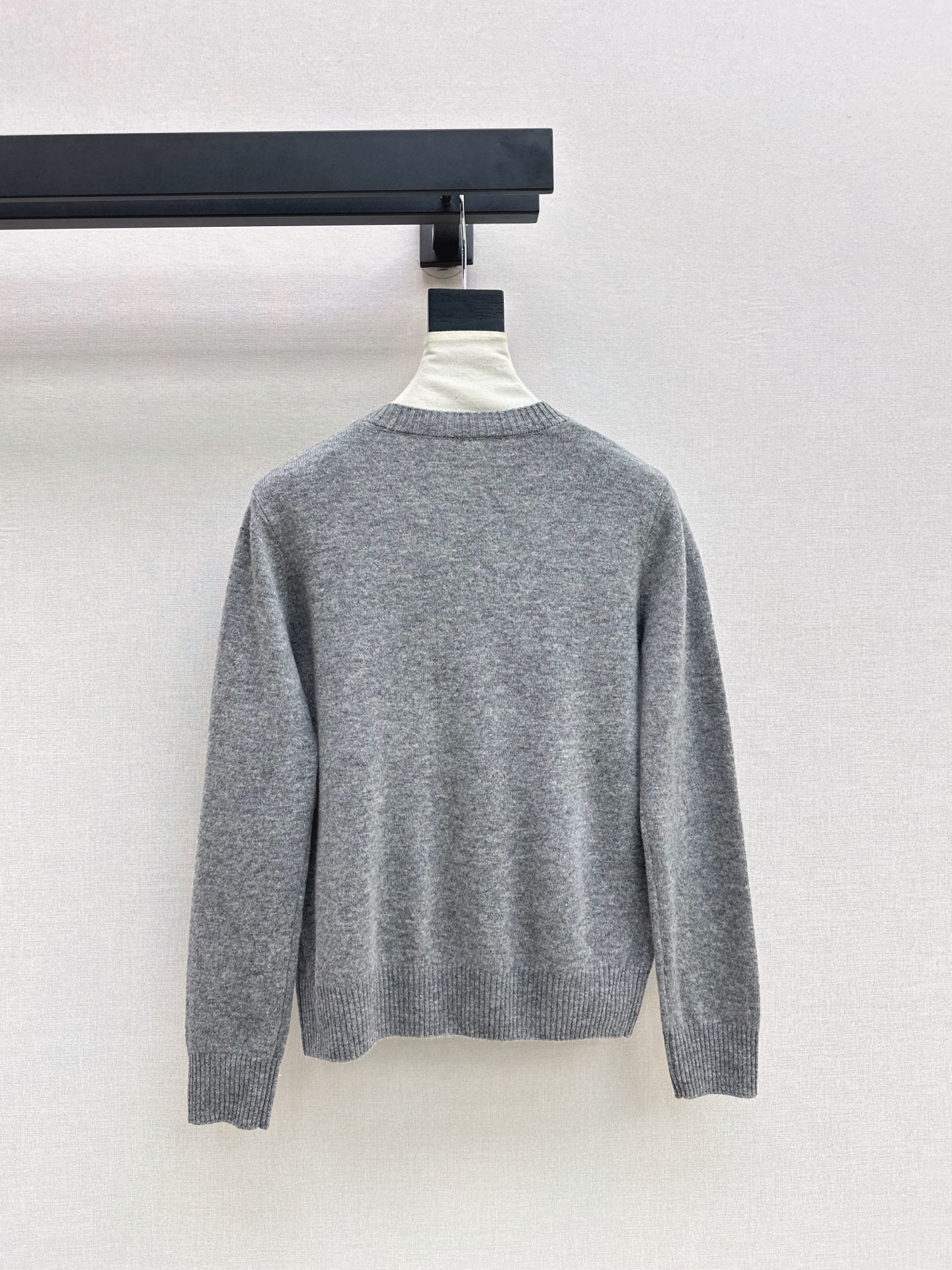Monc 26fw embroidery knitwear