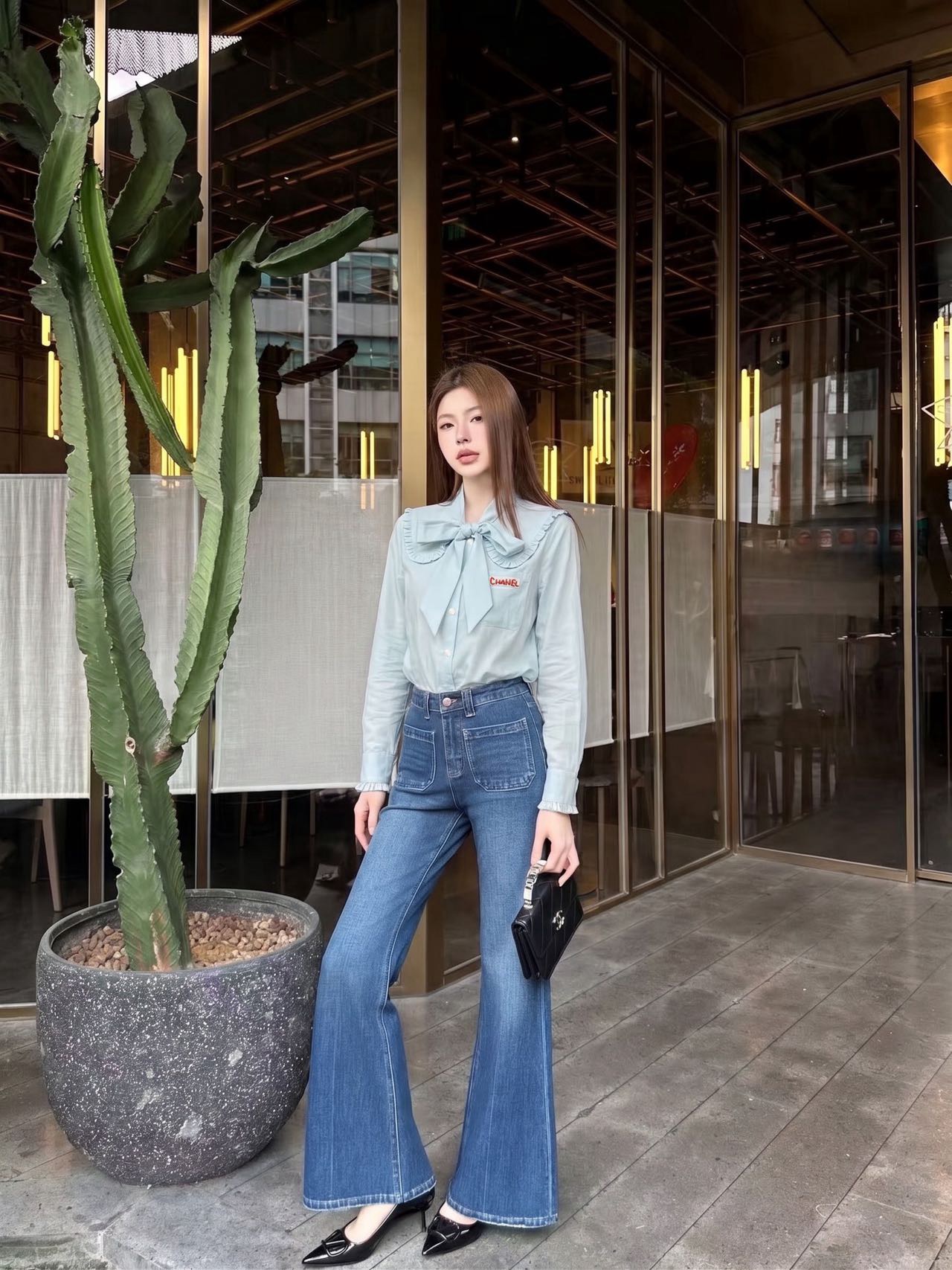 Chan 26fw ruffle ribbon shirt