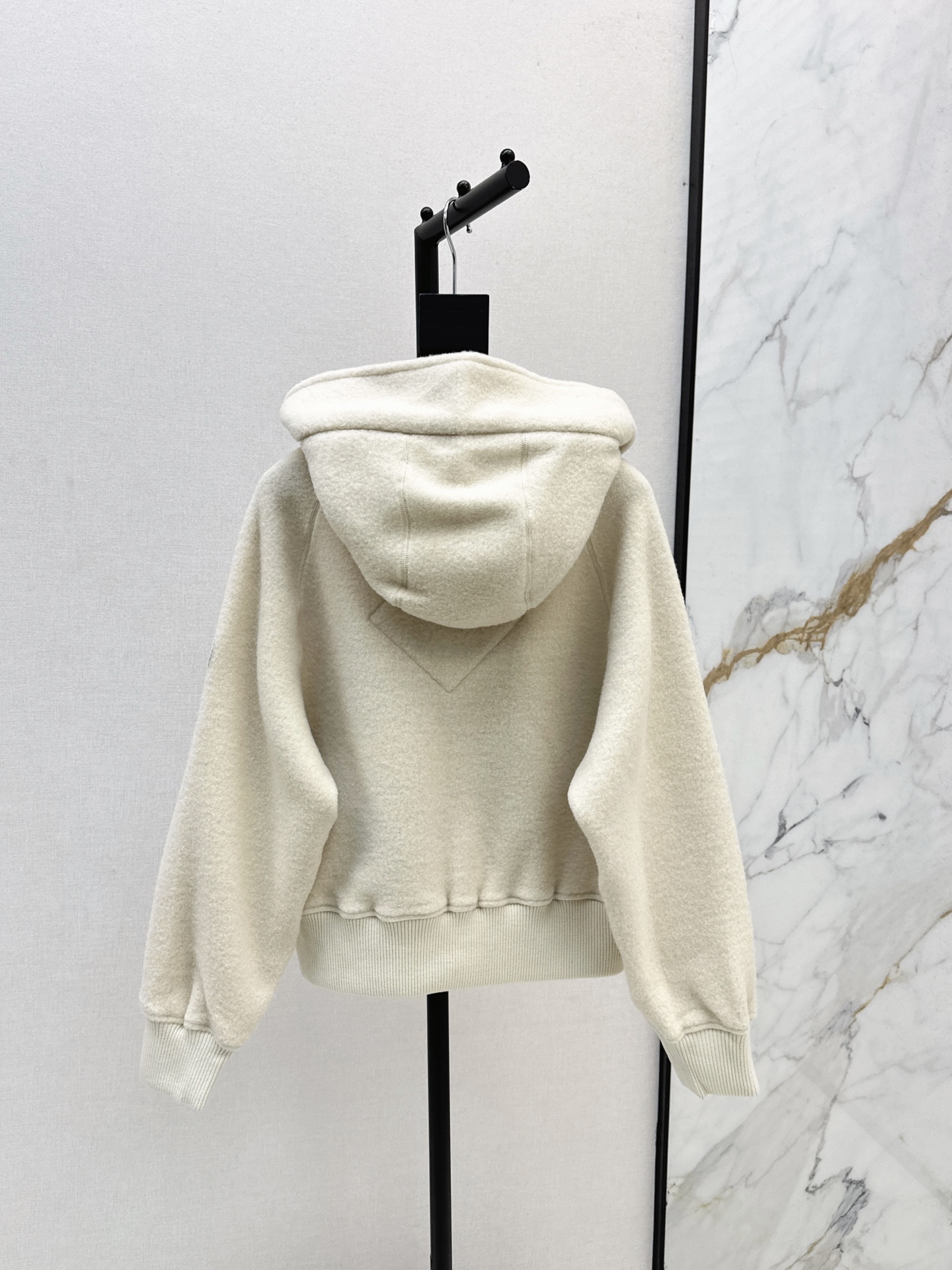 Can 26fw hooded jacket