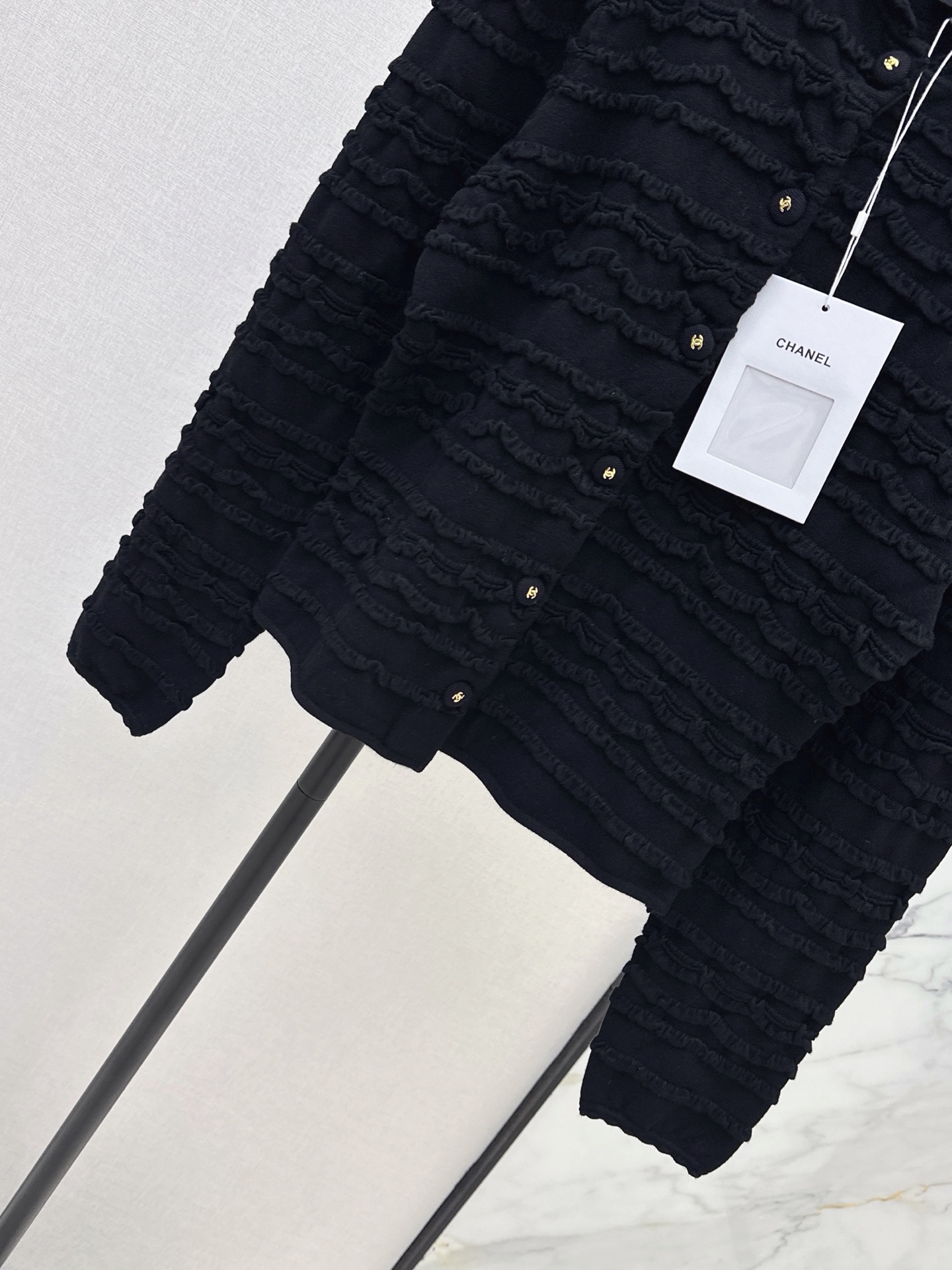 Chan 26fw ruffle cardigan
