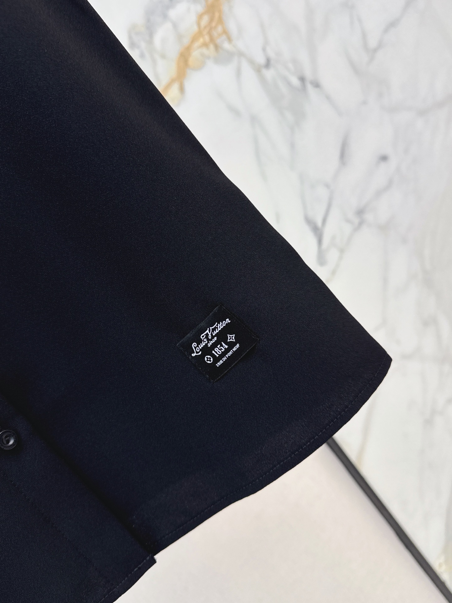 Loui 26fw sleeveless bow shirt