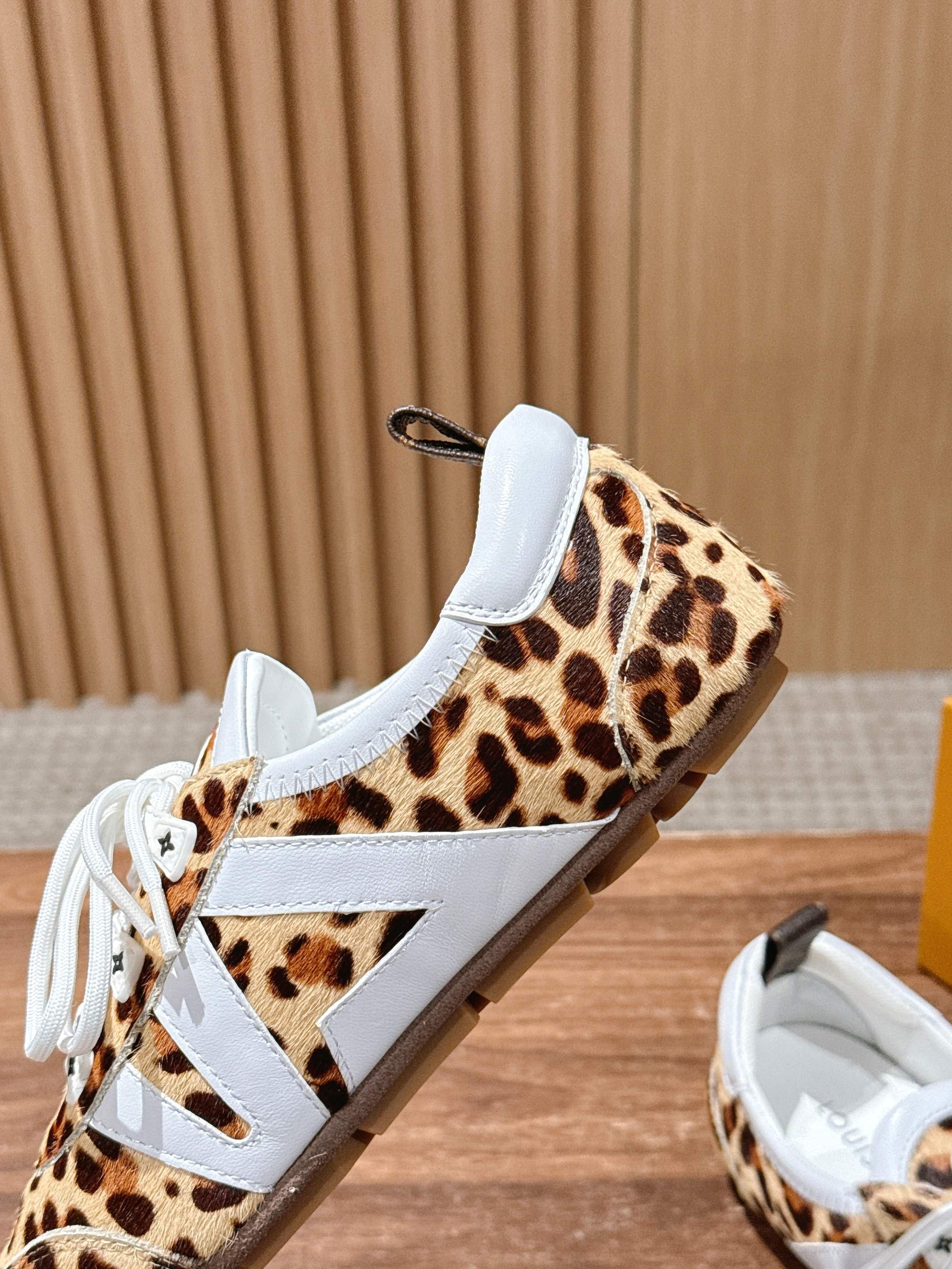 Loui 25fw sneaker
