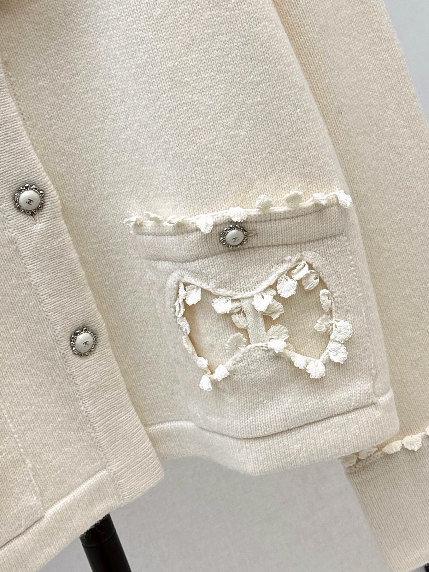 Chan 26fw lace-trim cardigan