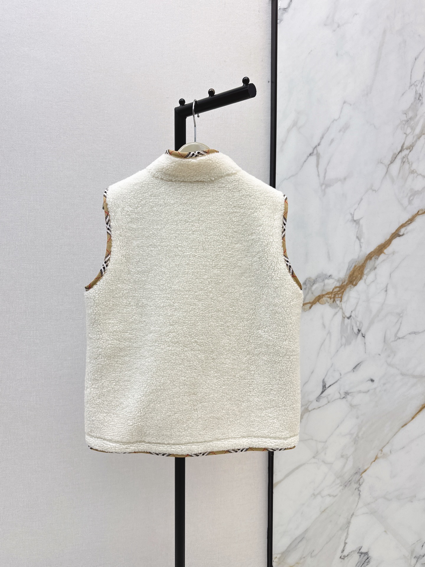 Bur 26fw sherpa fleece zipper vest