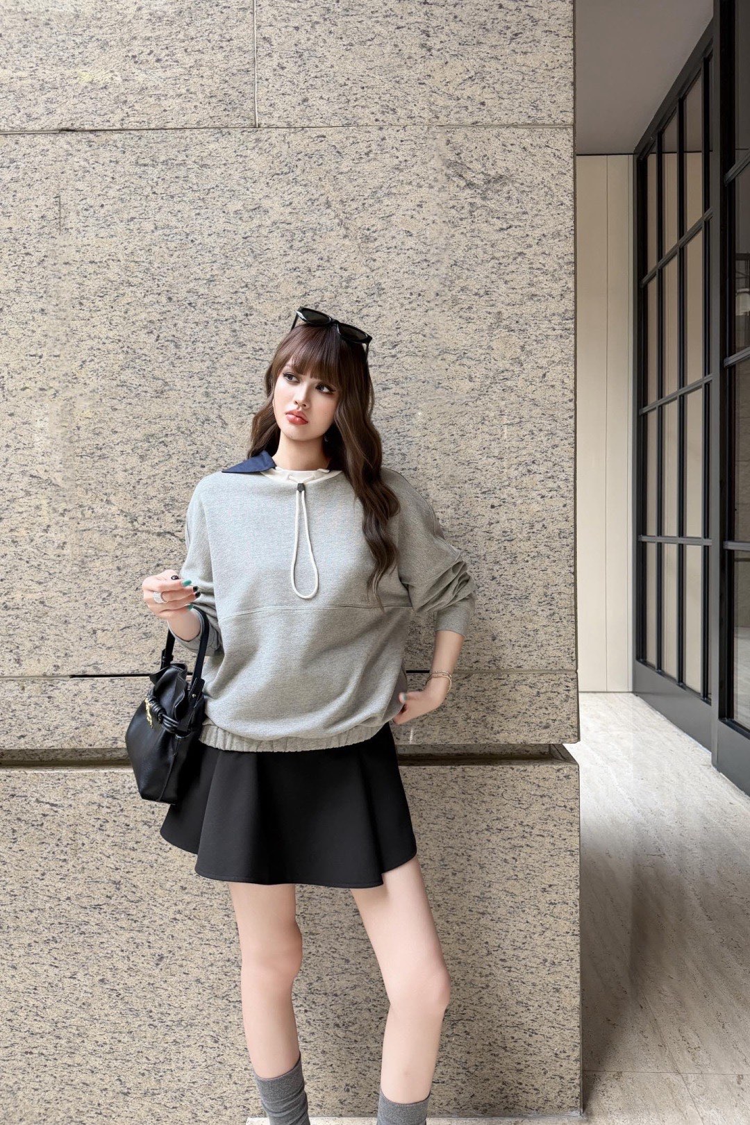 Loe 26fw drawstring sweatshirt