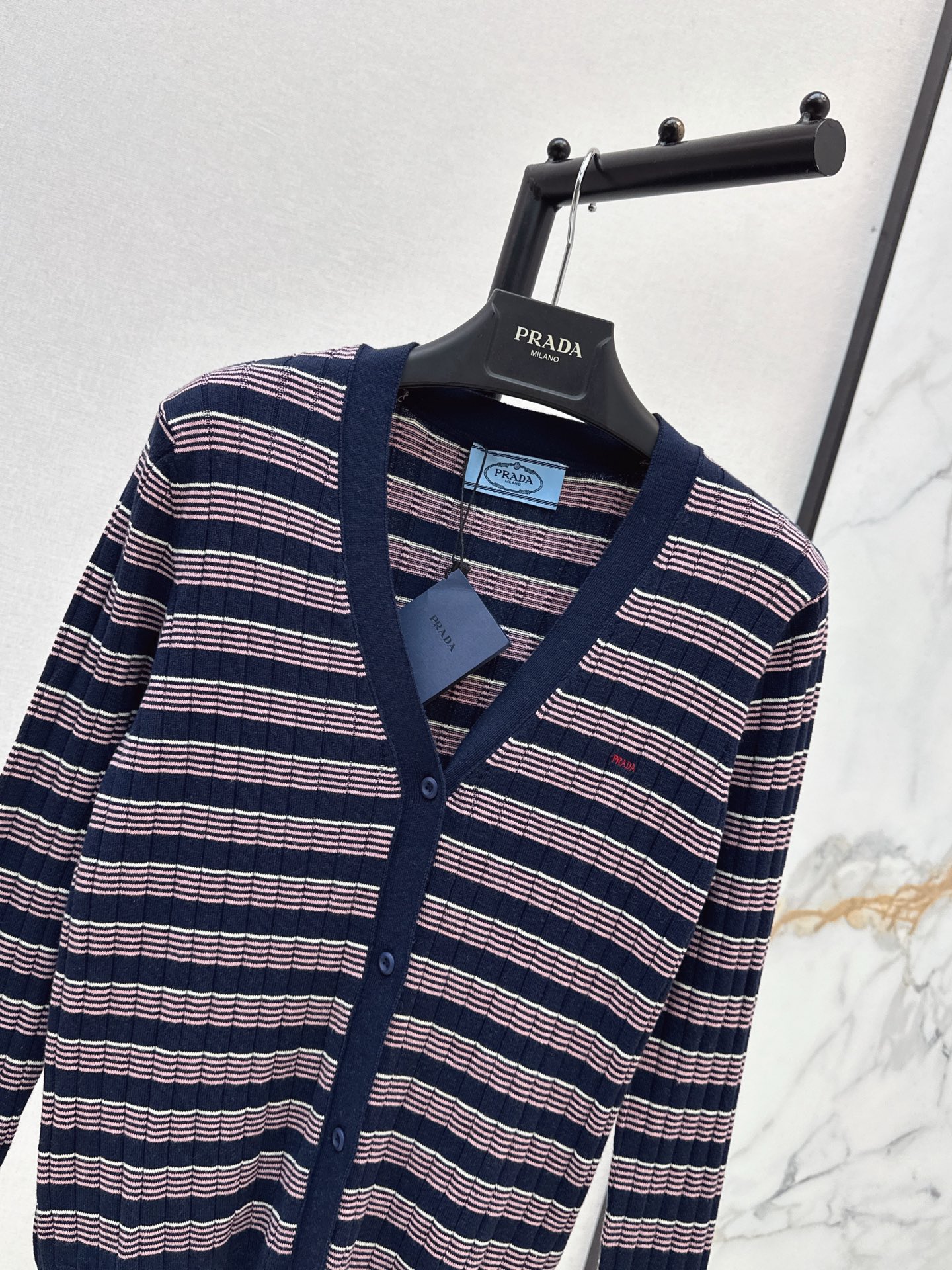 Pra 26fw stripe knit cardigan
