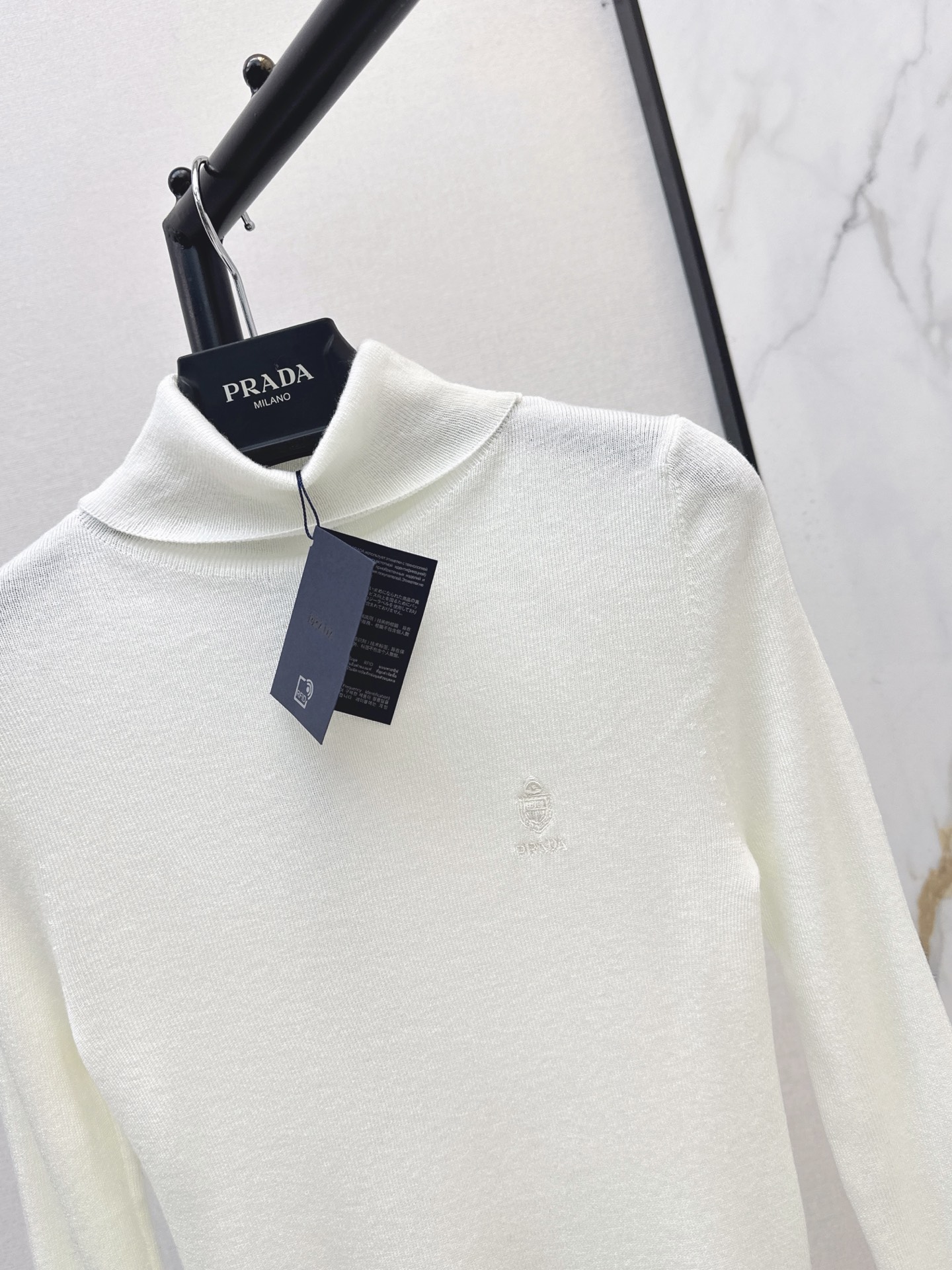 Pra 26fw knit high neck basic tee