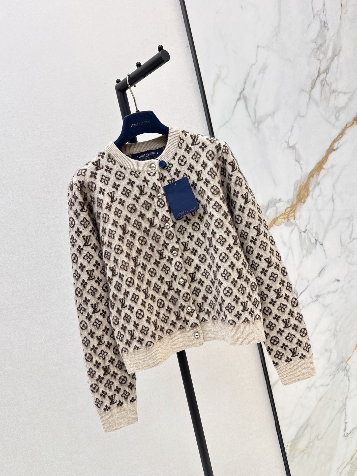 Loui 26fw jacquard knit cardigan