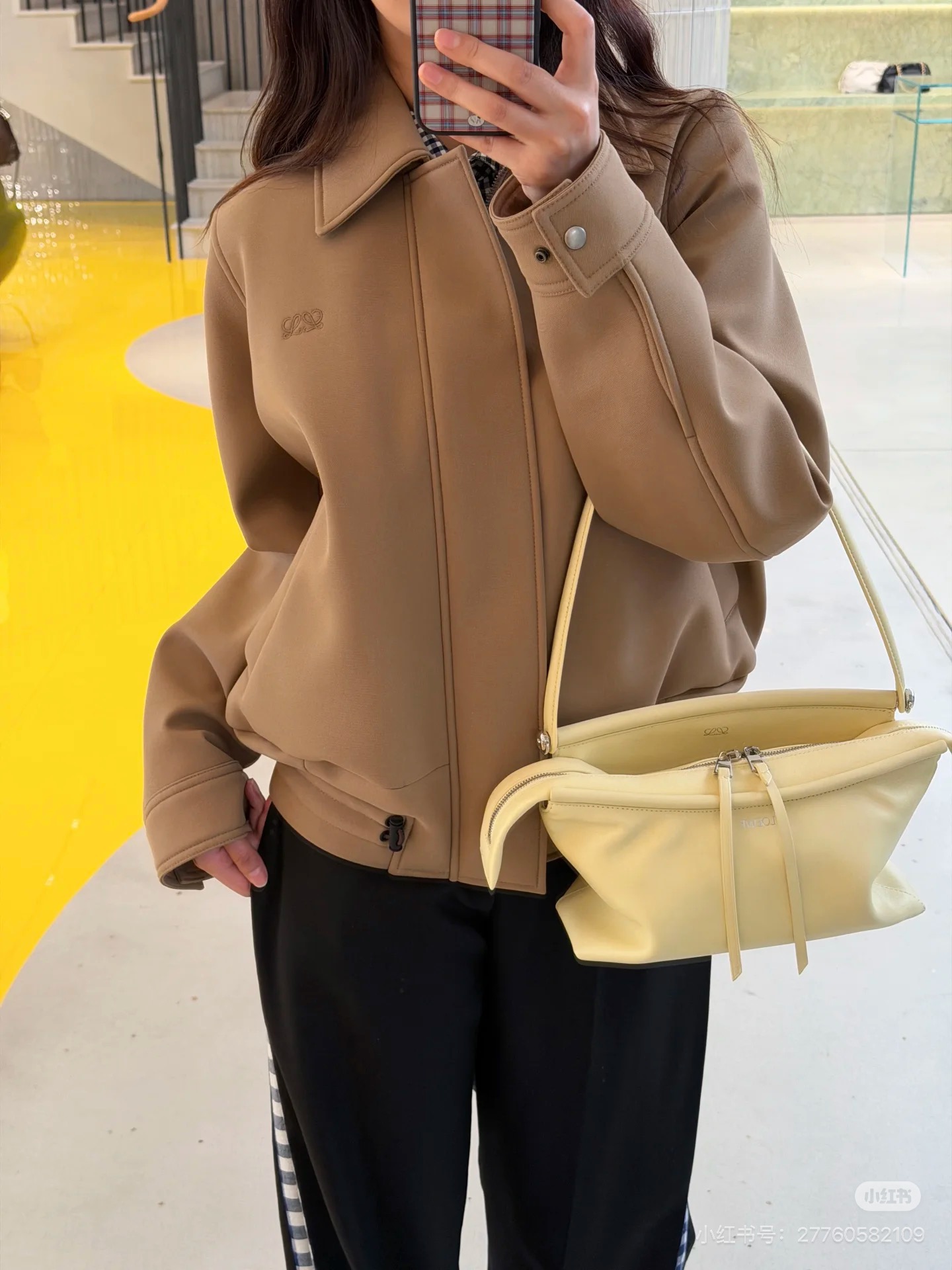 Loe 26fw zip-up jacket with drawstring hem