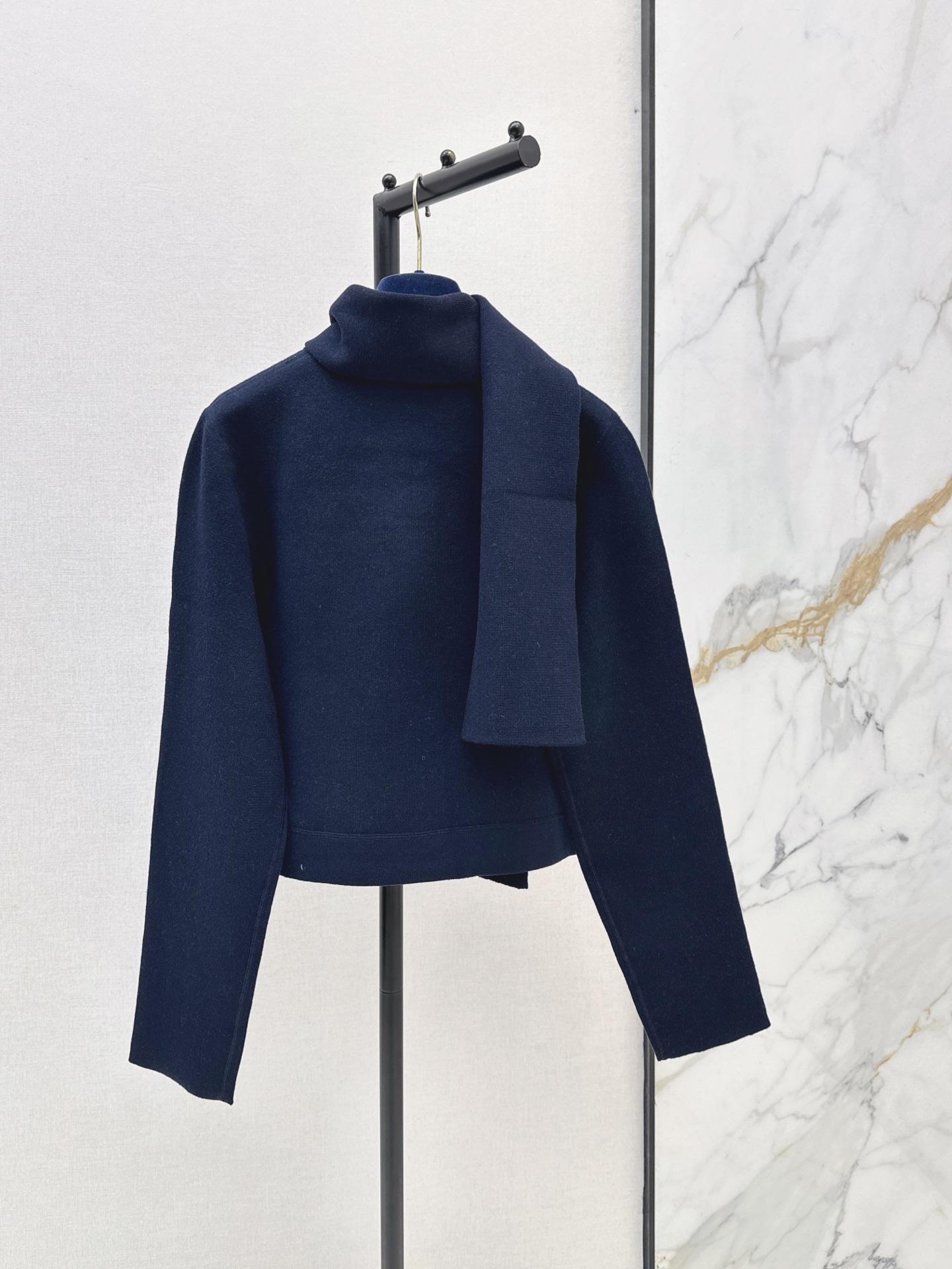 Loui 26fw scraf-collar knit jacket