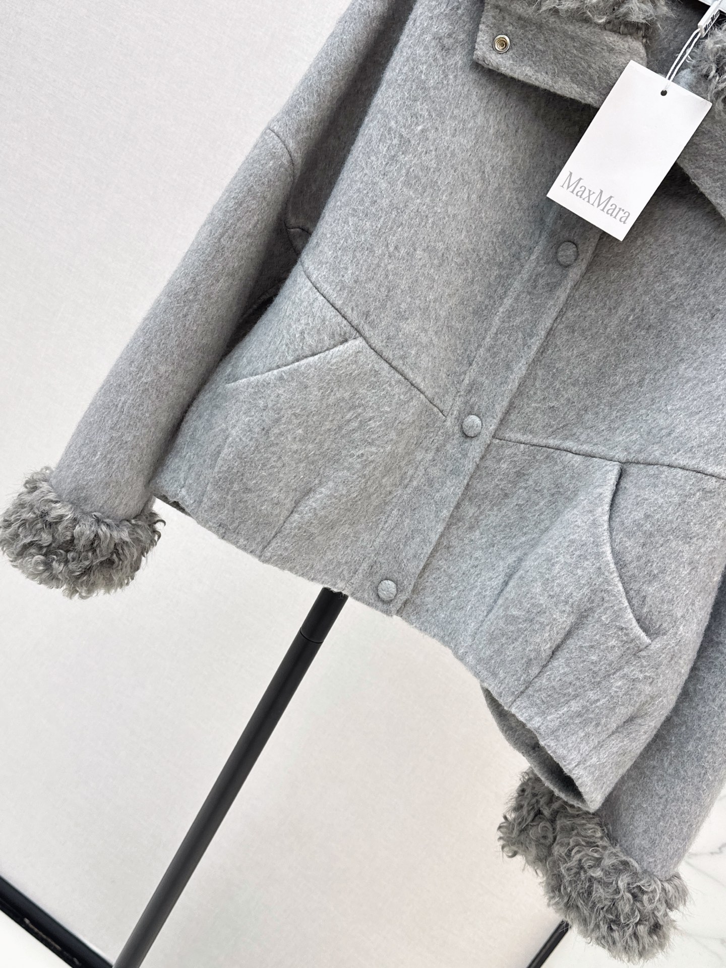 Max 26fw fur-trim woolen jacket