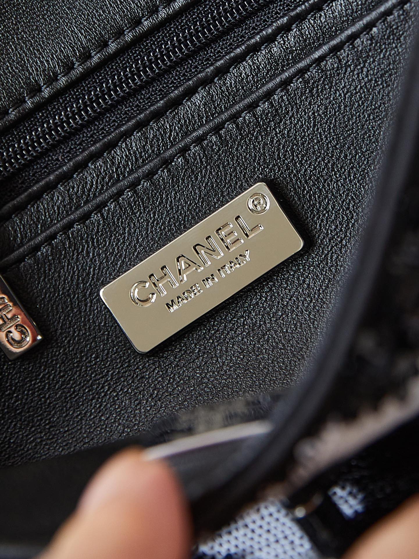 Chan shoulder bag
