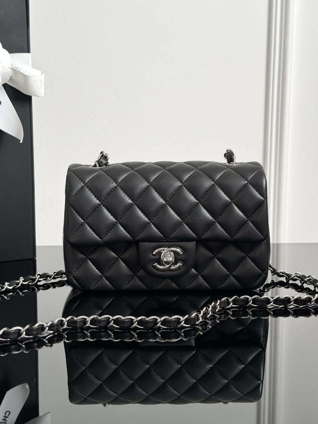 Chan cf20 chain shoulder bag
