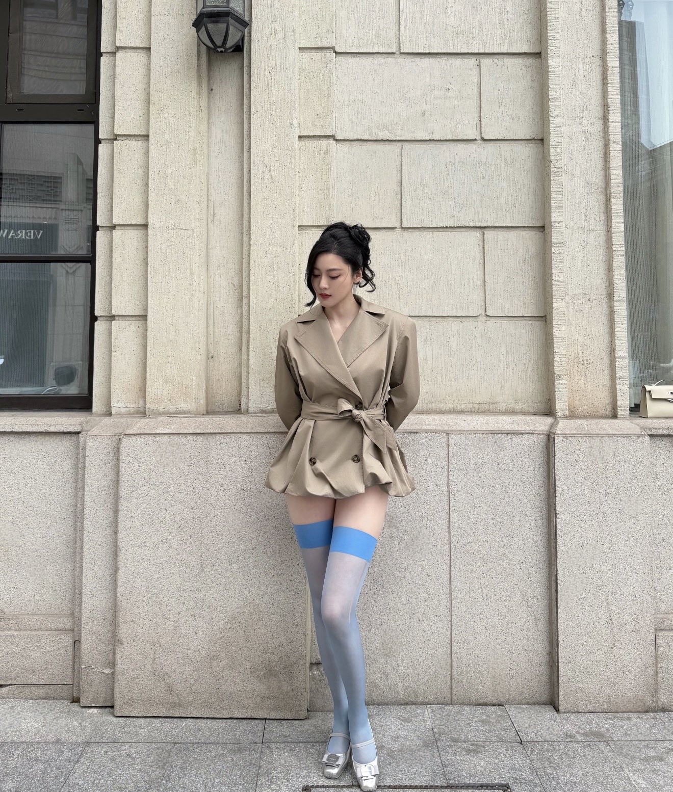 ES 26fw belted cropped trench jacket