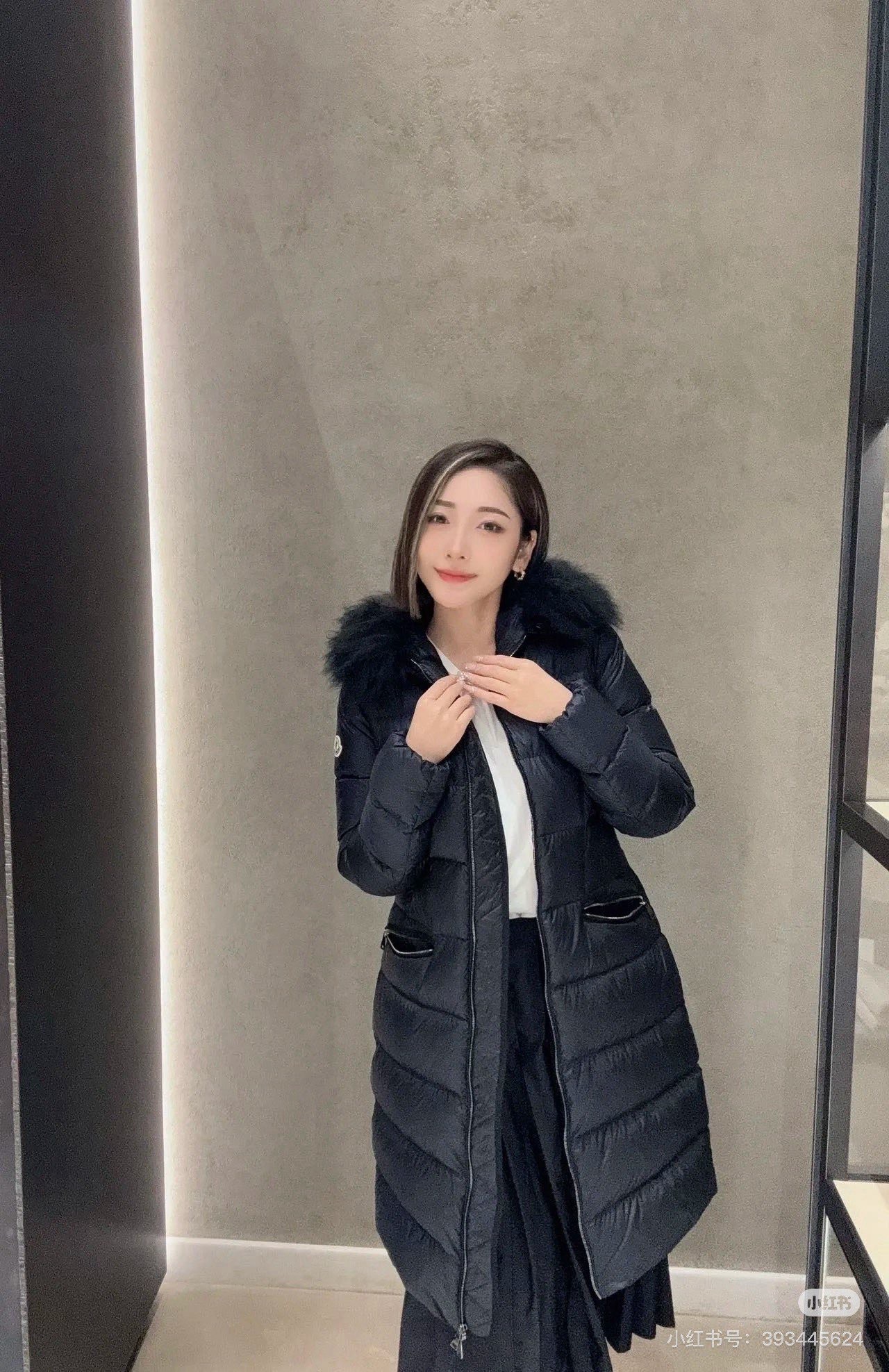 Monc 26fw fur-trim belted down jacket