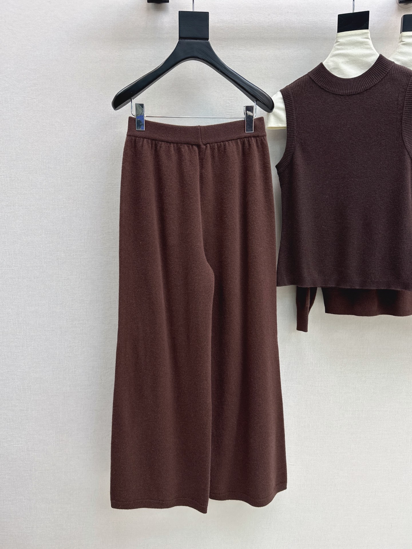 Brun 26fw knit vest cardigan pants sets