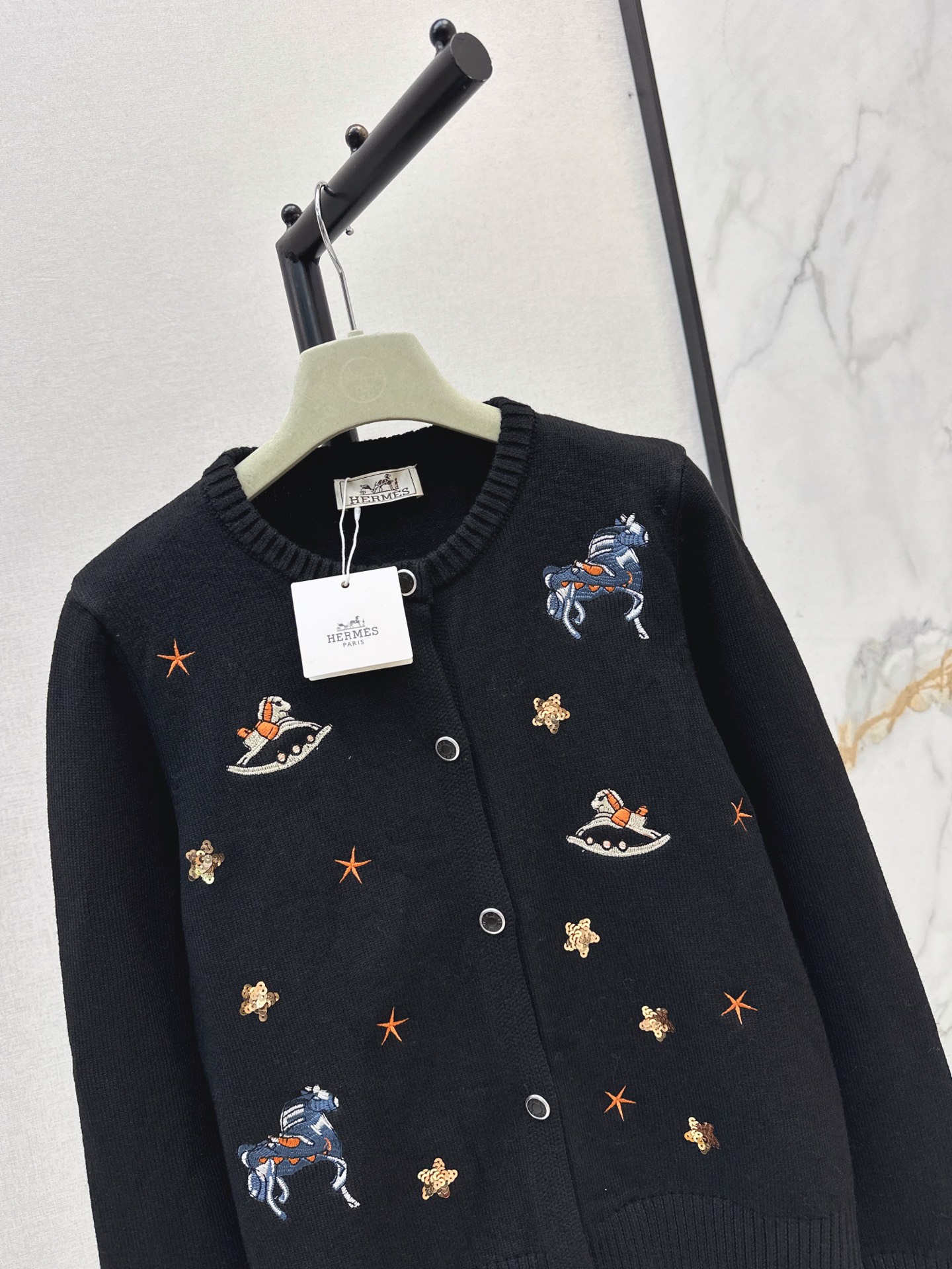 Her 26fw embroidery knit cardigan