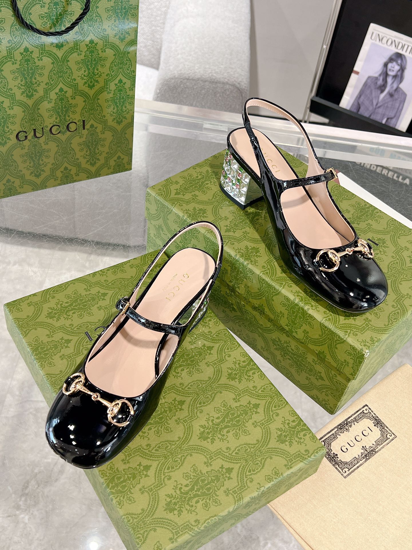Gucc 26ss rhinestone slingback chunky heel