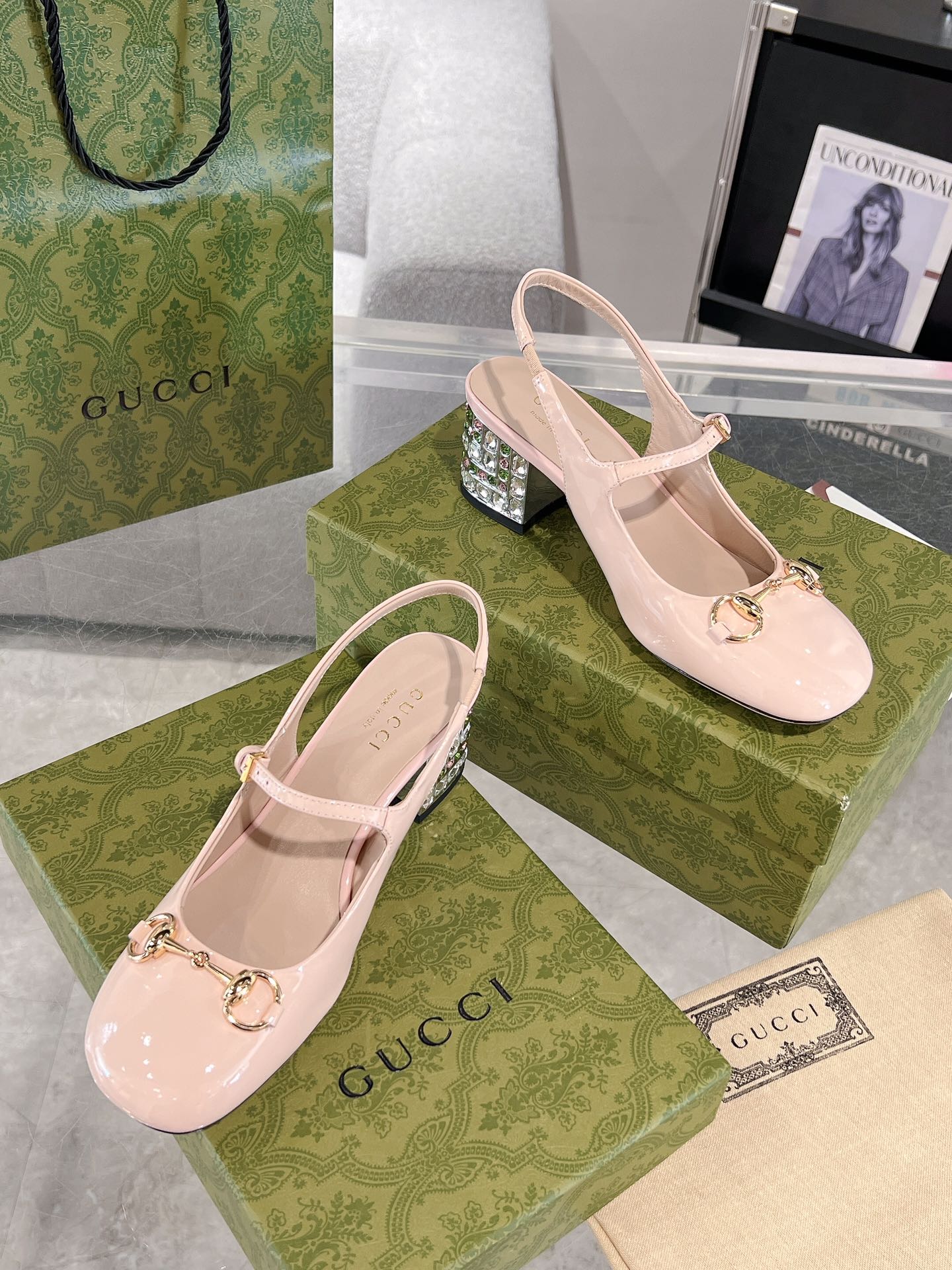 Gucc 26ss rhinestone slingback chunky heel