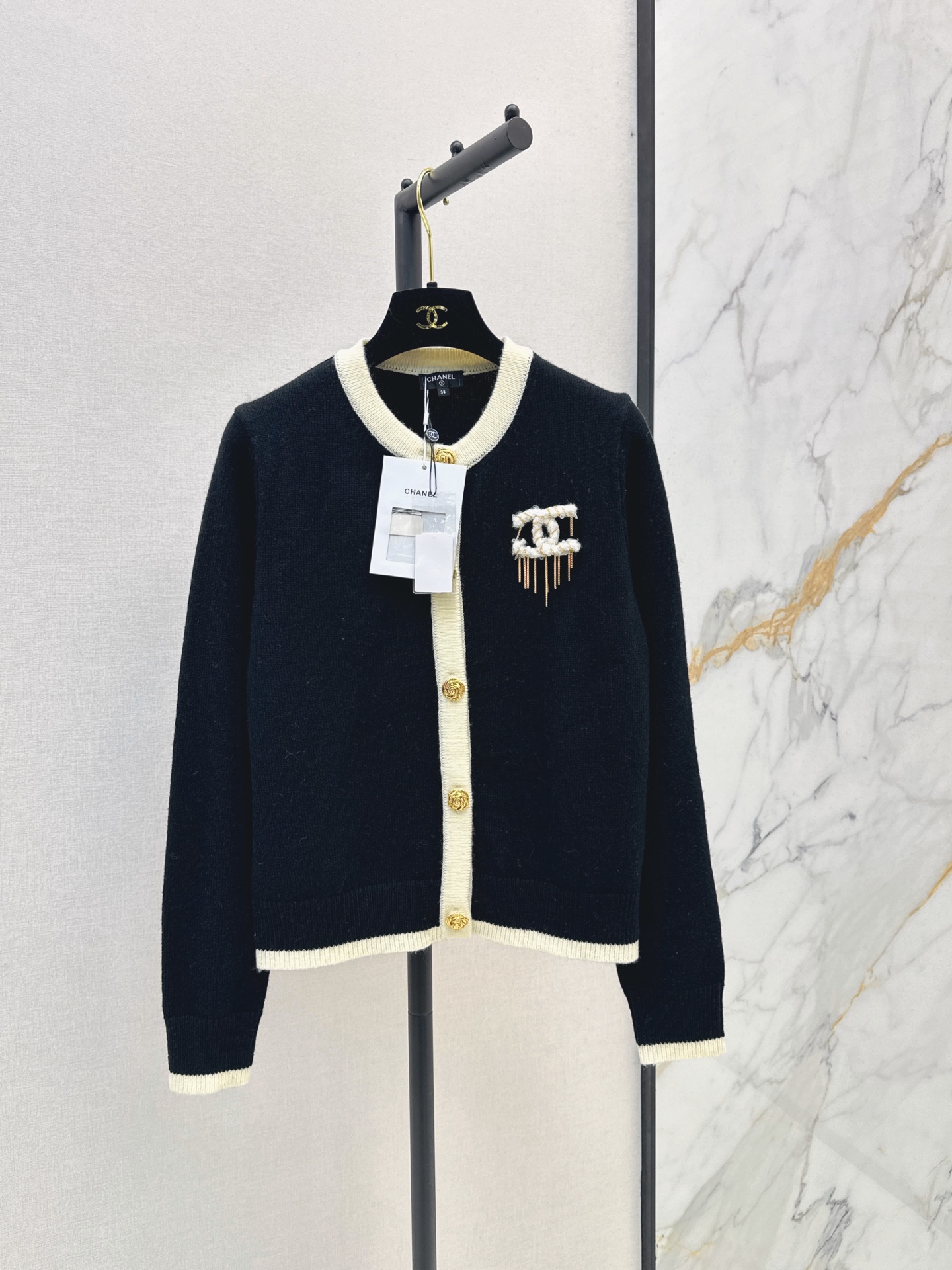 Chan 26fw cashmere knit cardigan