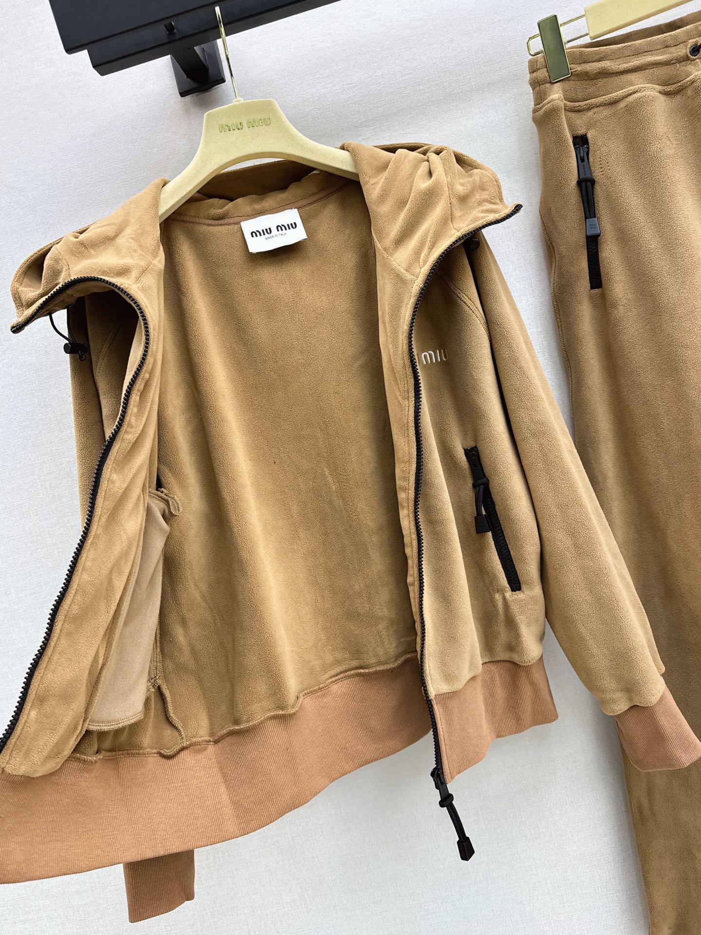 Miu 26fw casual hooded jacket pants sets