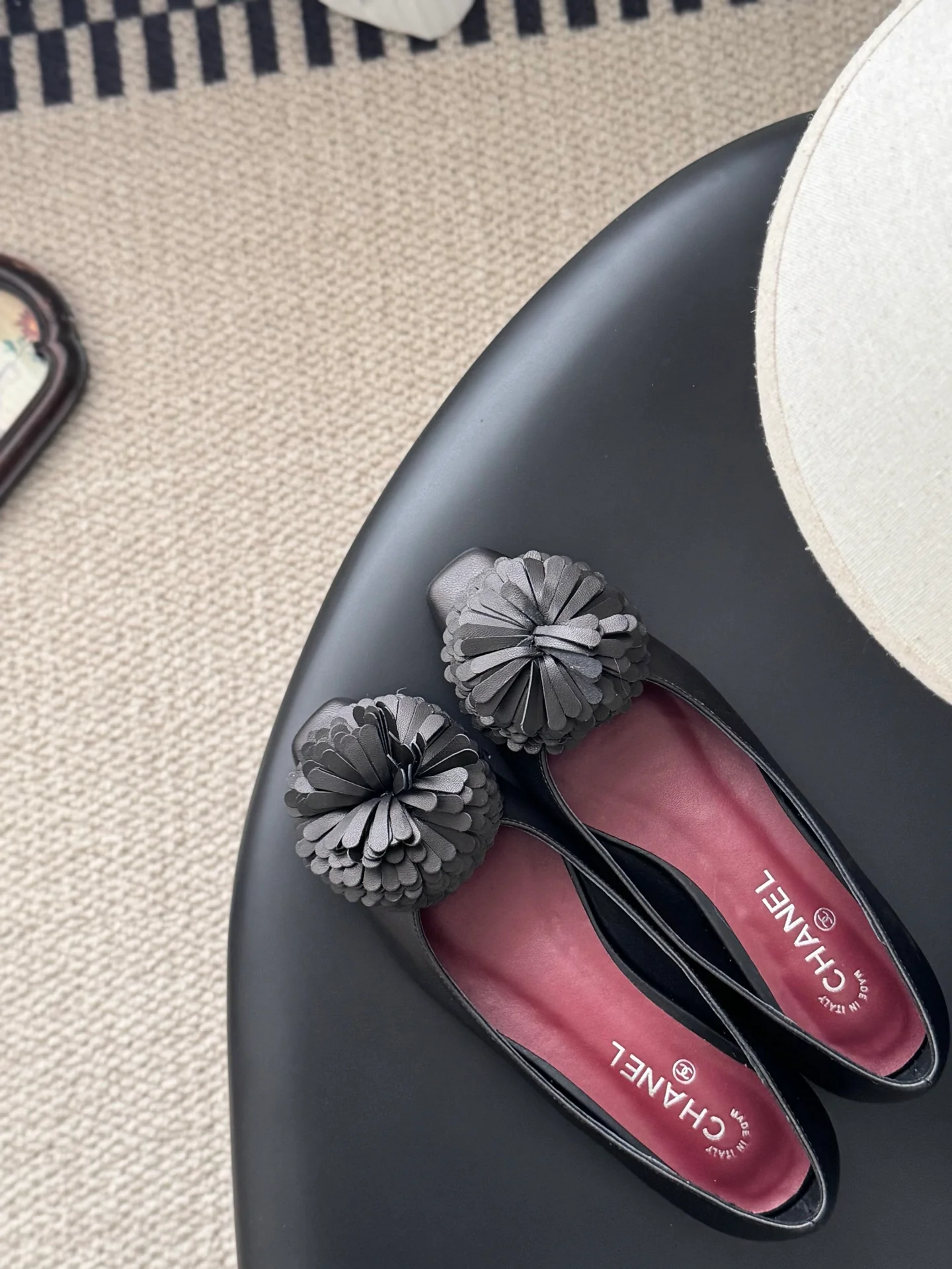 Chan 26ss flats