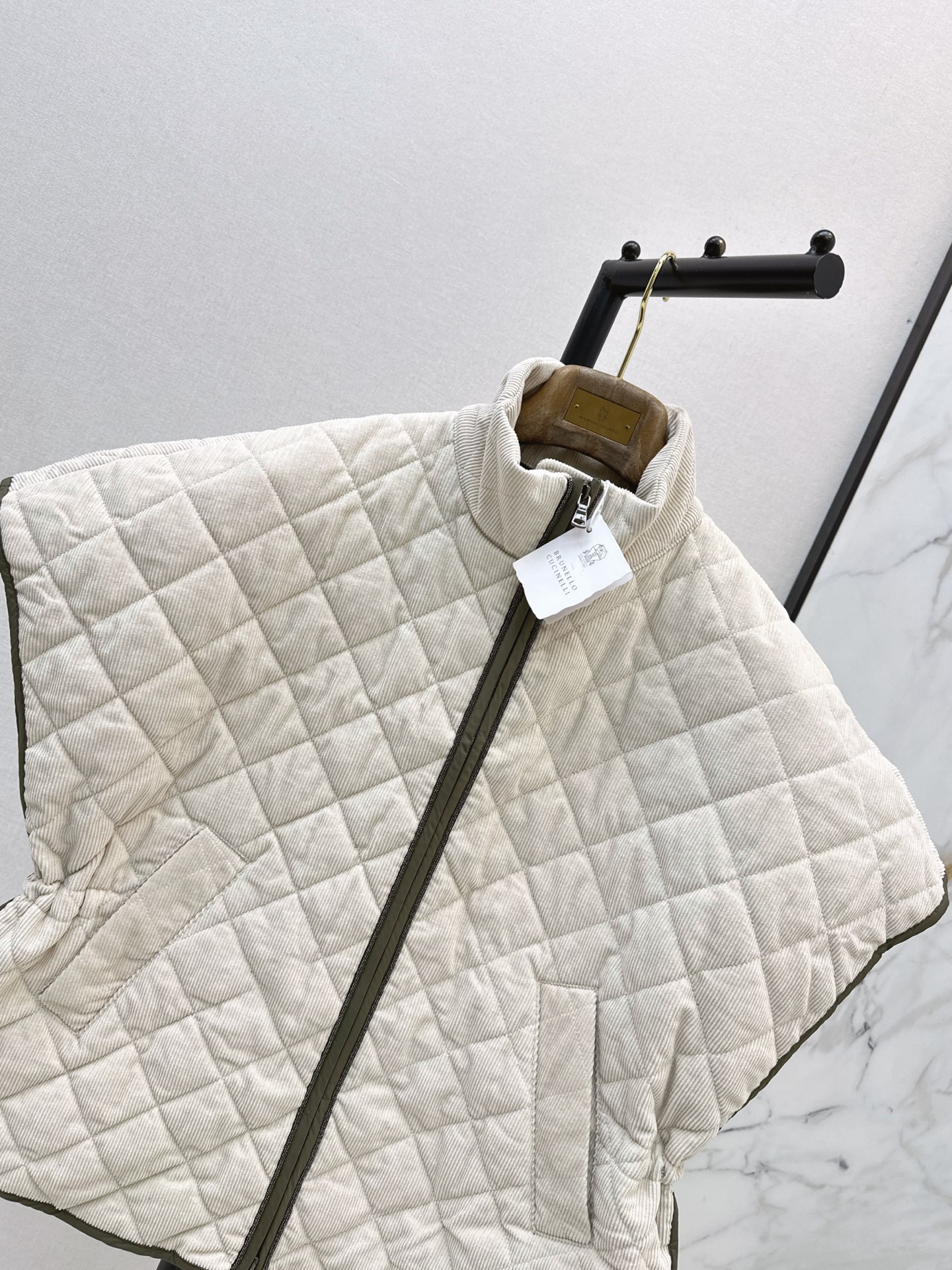 Brun 26fw coudroy padded vest jacket