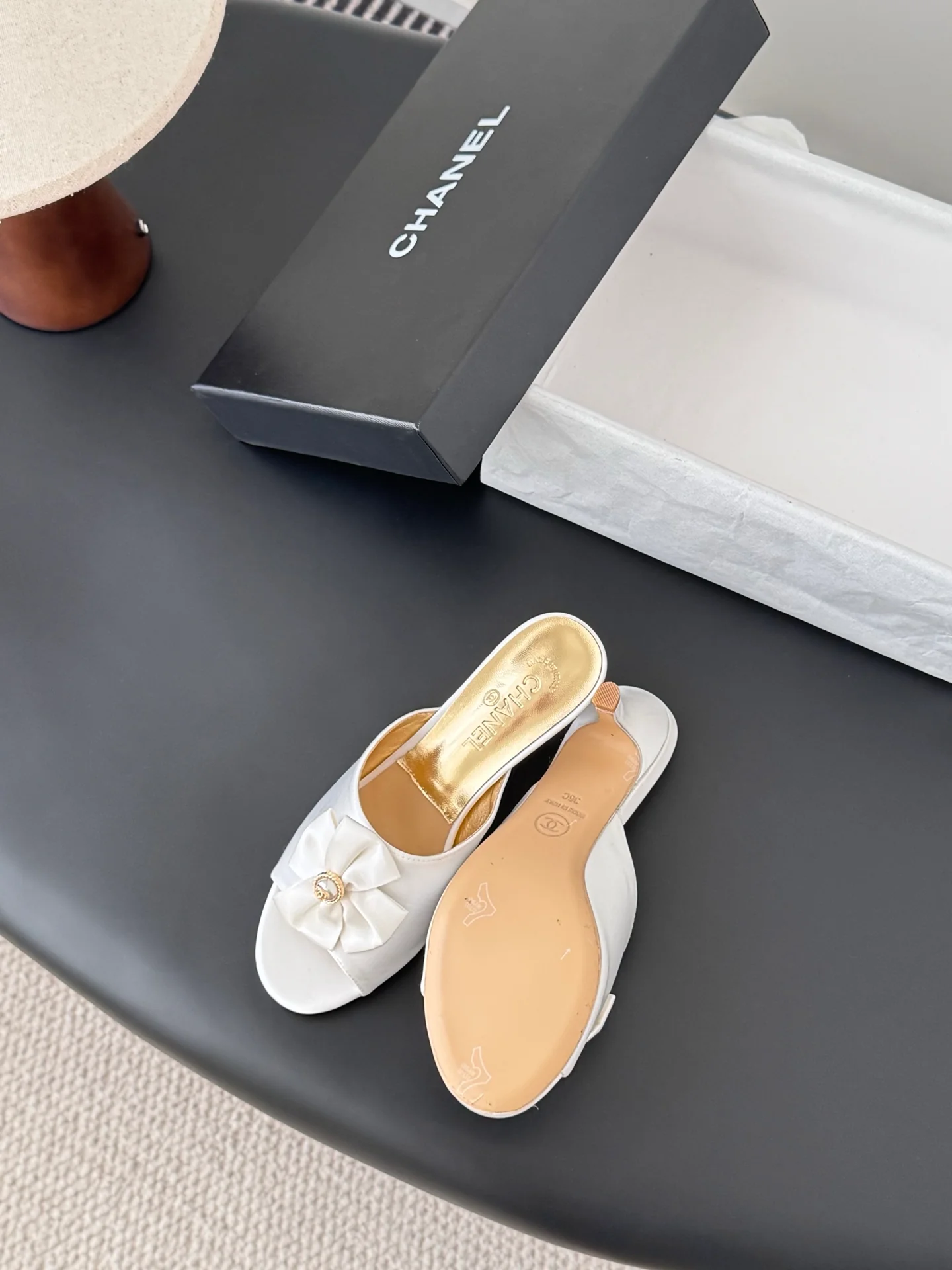 Chan 26ss kitten heel slides