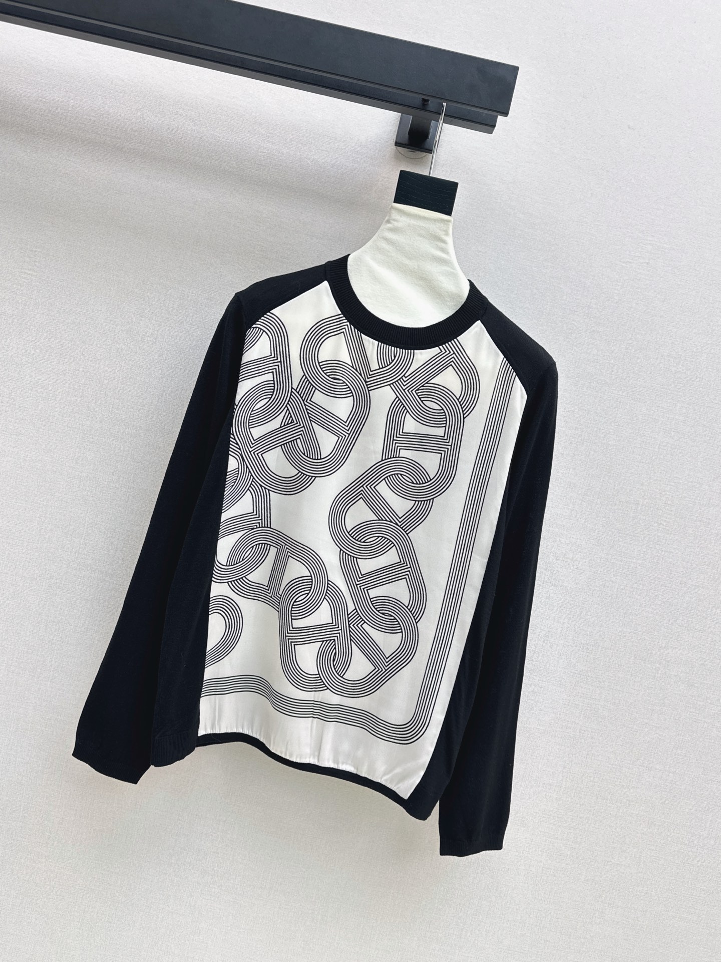 Her 26fw print knitwear