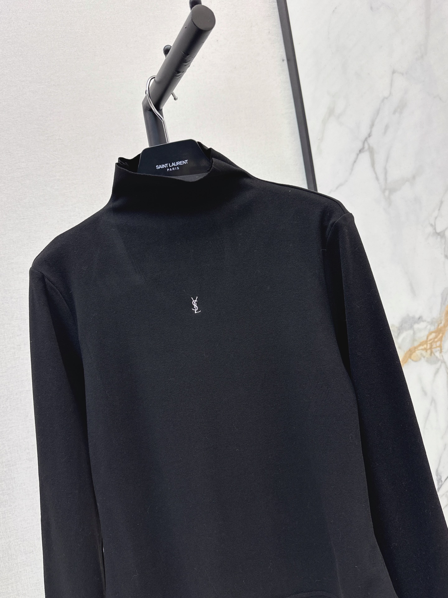 Sain 26fw high neck basic tee