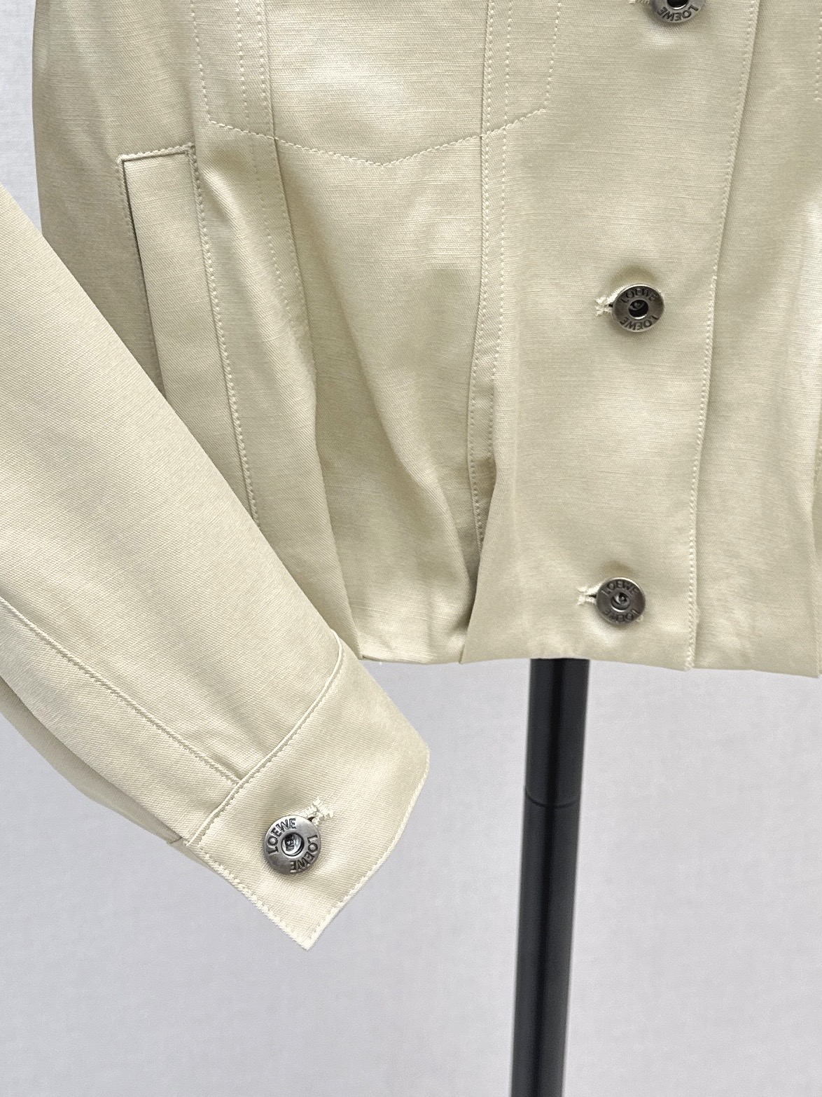 Loe 26fw cropped jacket