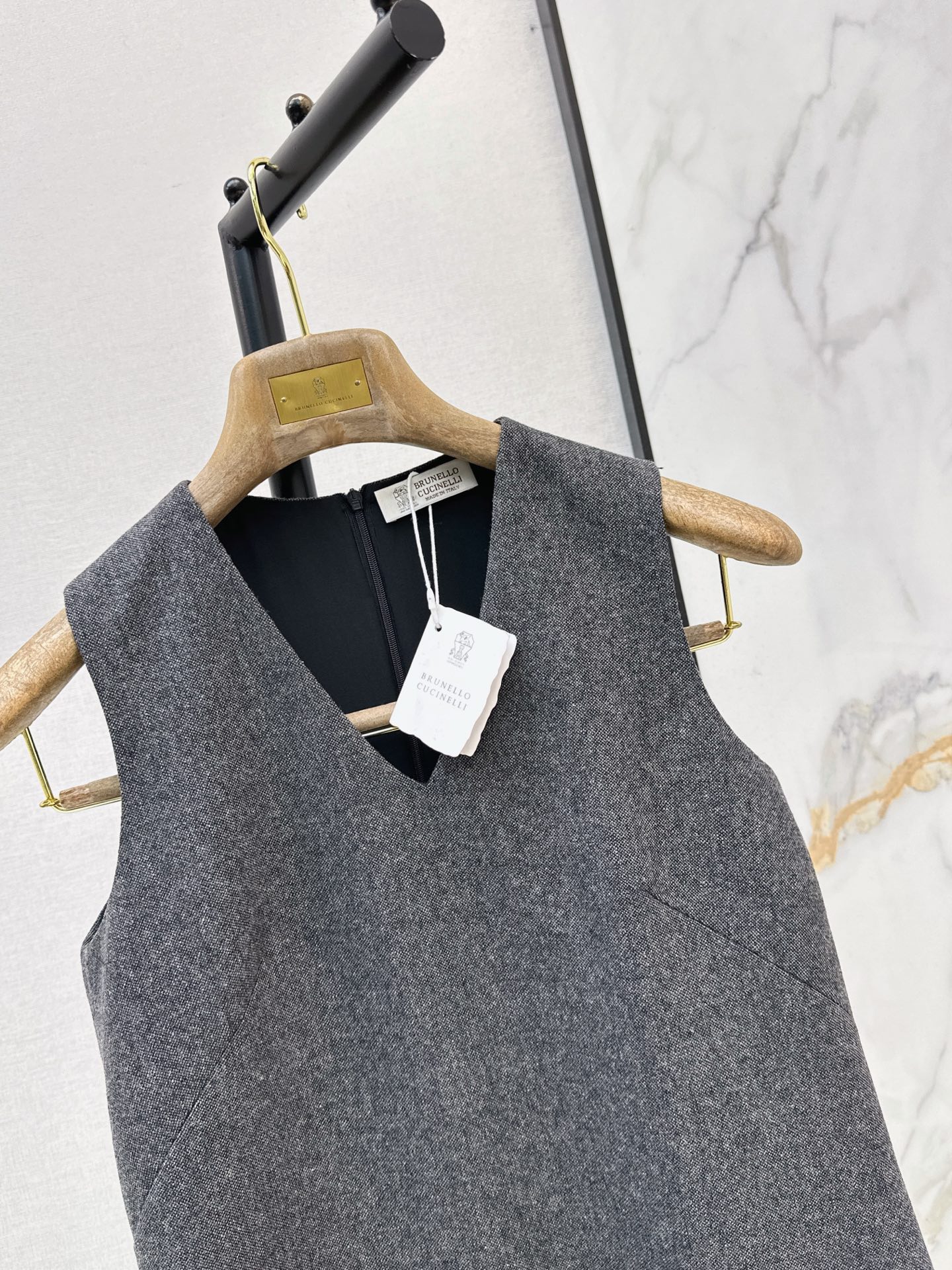 Brun 26fw sleeveless dress