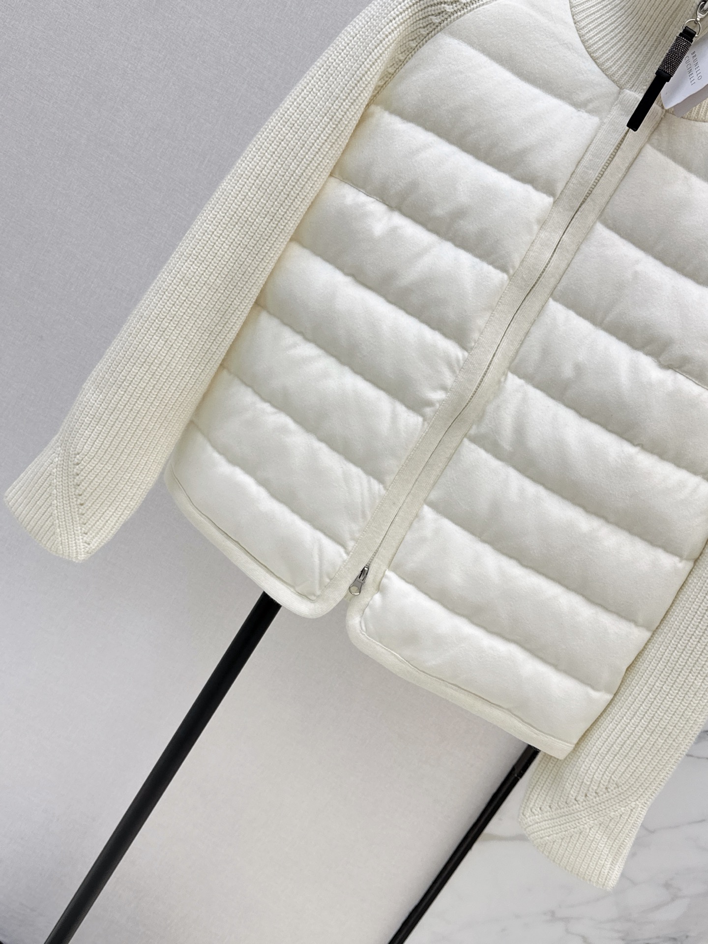 Brun 26fw knit contract down jacket
