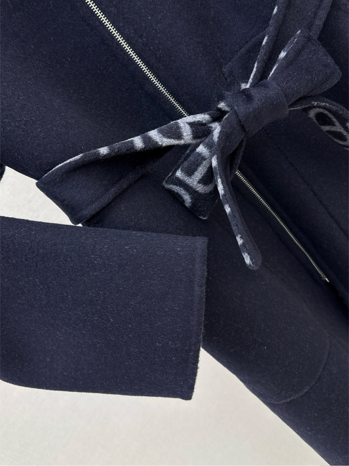 Her 26fw cashmere overcoats