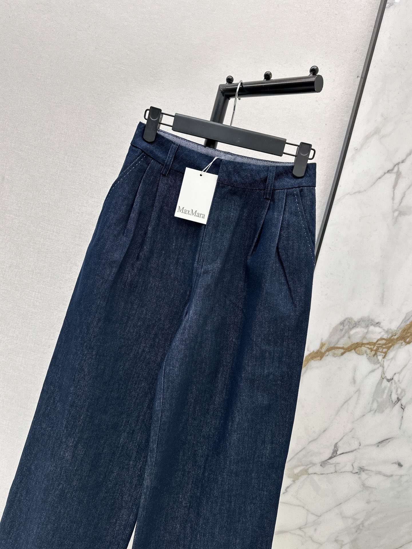 Max 26fw wide-leg jeans