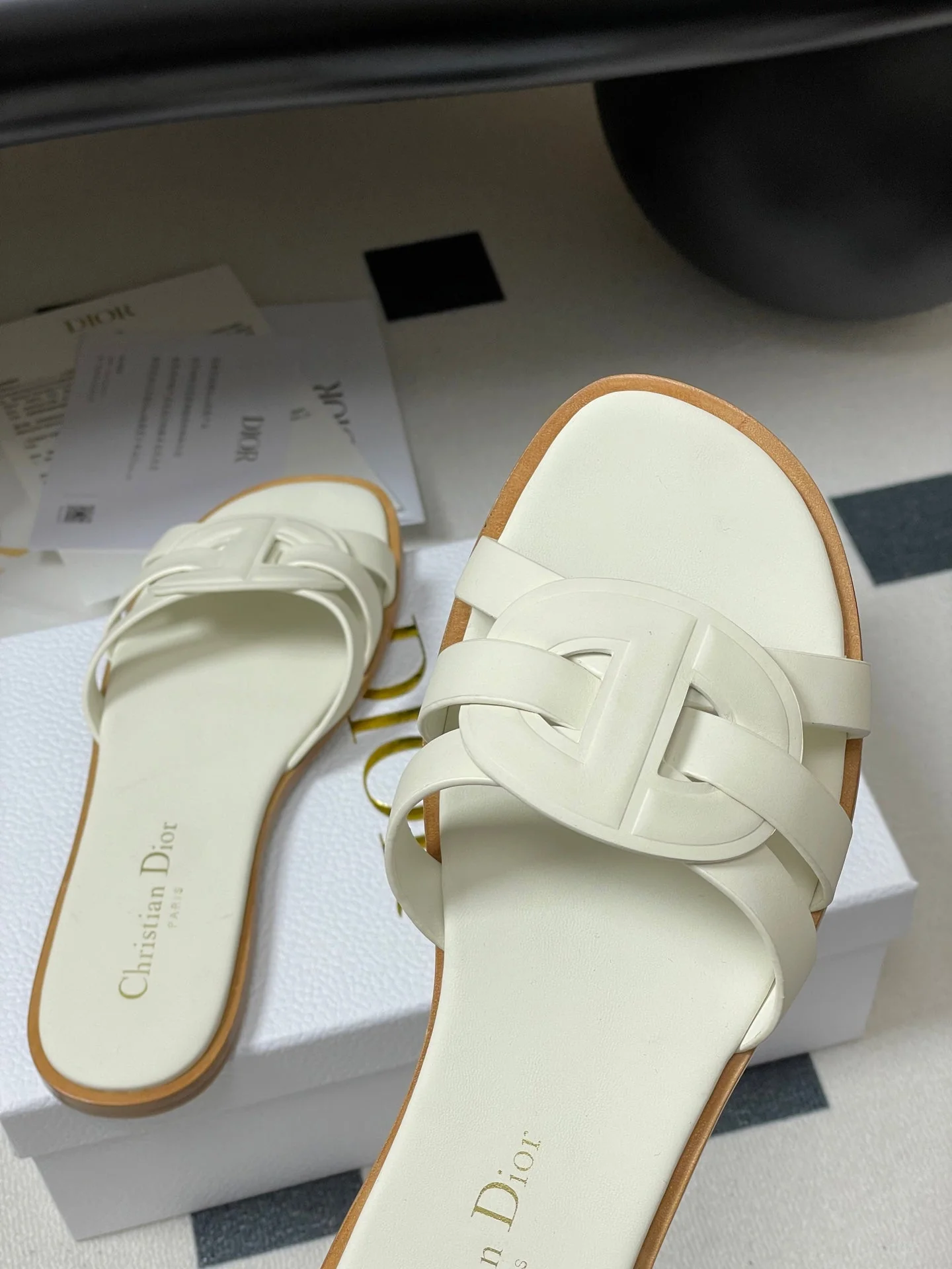 CD 25ss D-club slippers