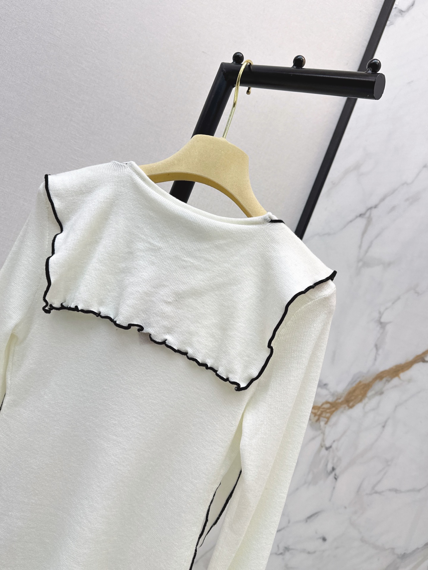 Miu 26fw contract-trim knit top