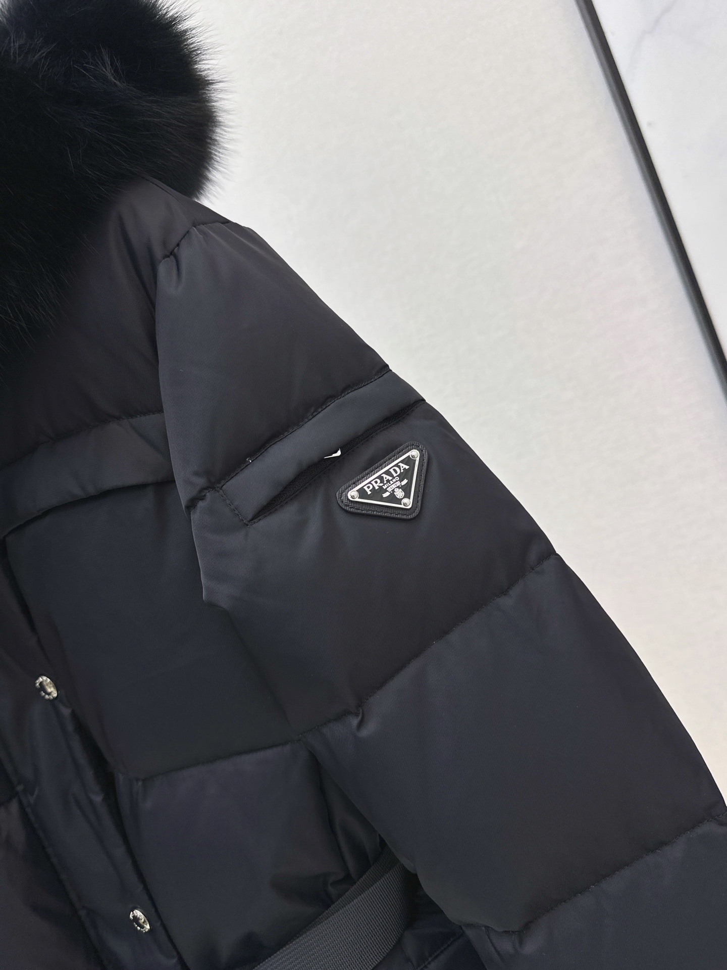Pra 26fw hooded down jacket