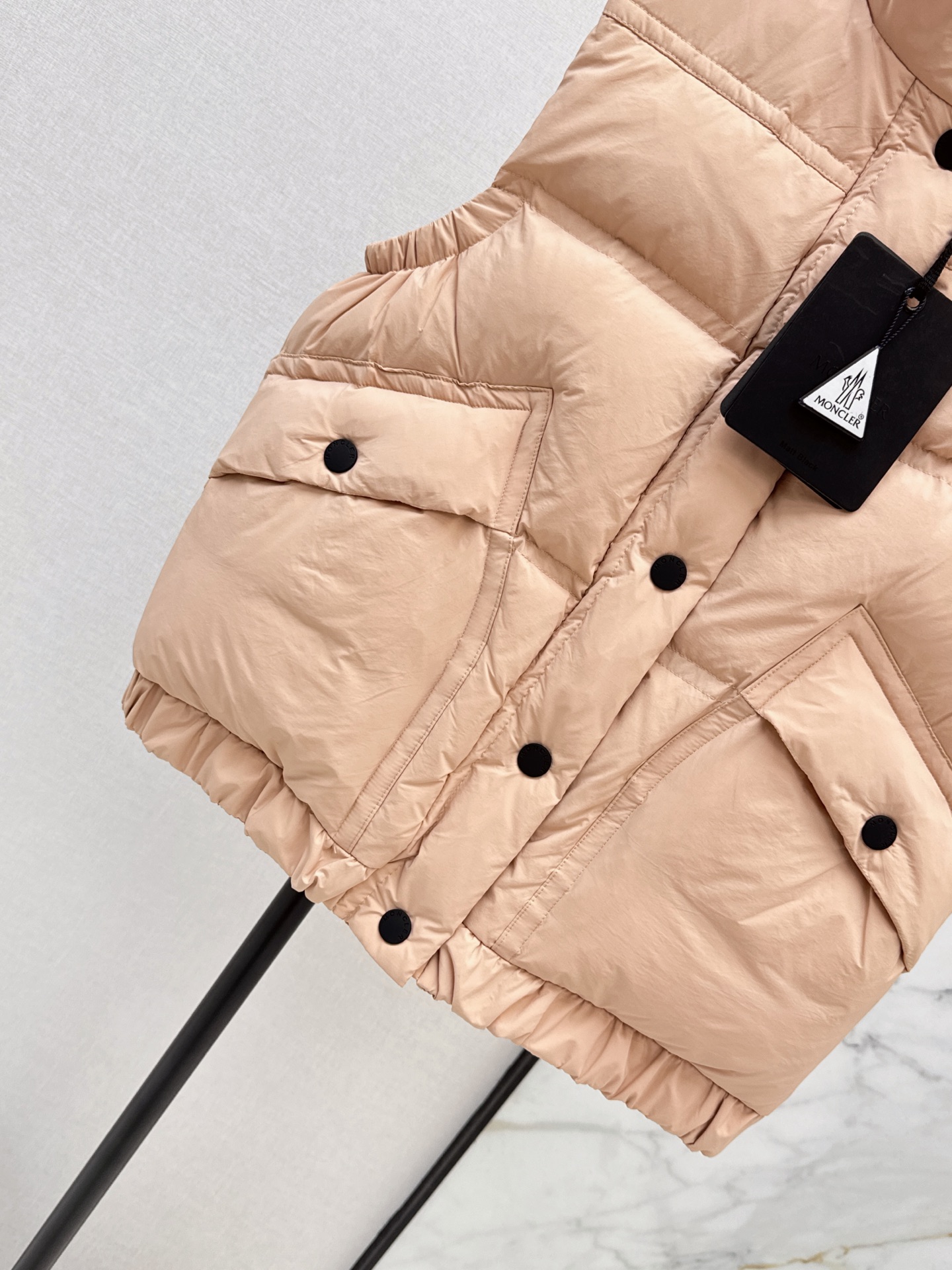 Monc 26fw down vest