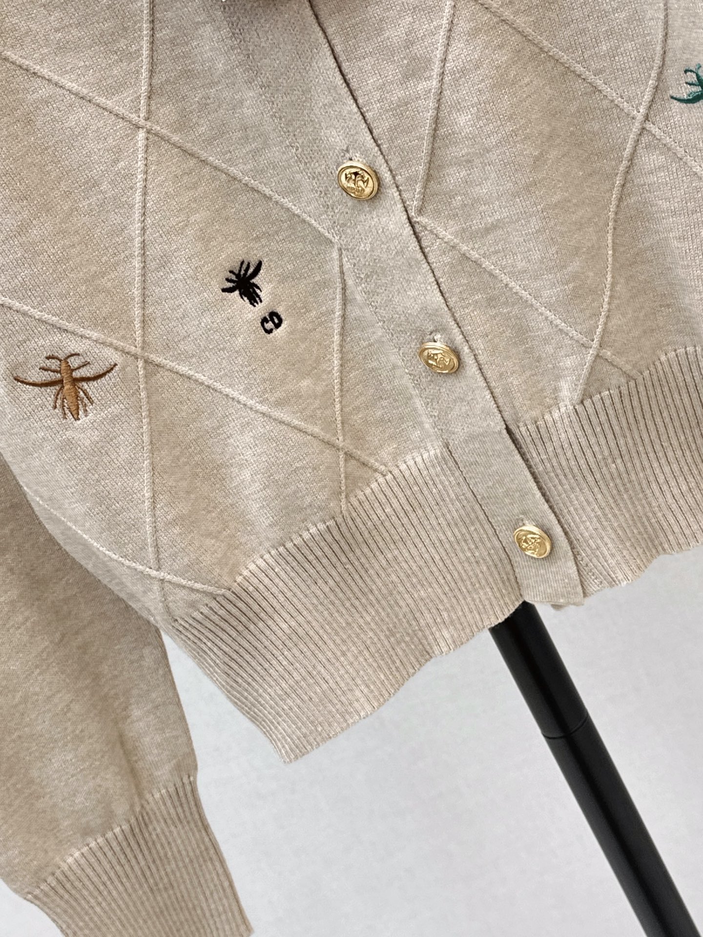 CD 26fw embroidery cardigan