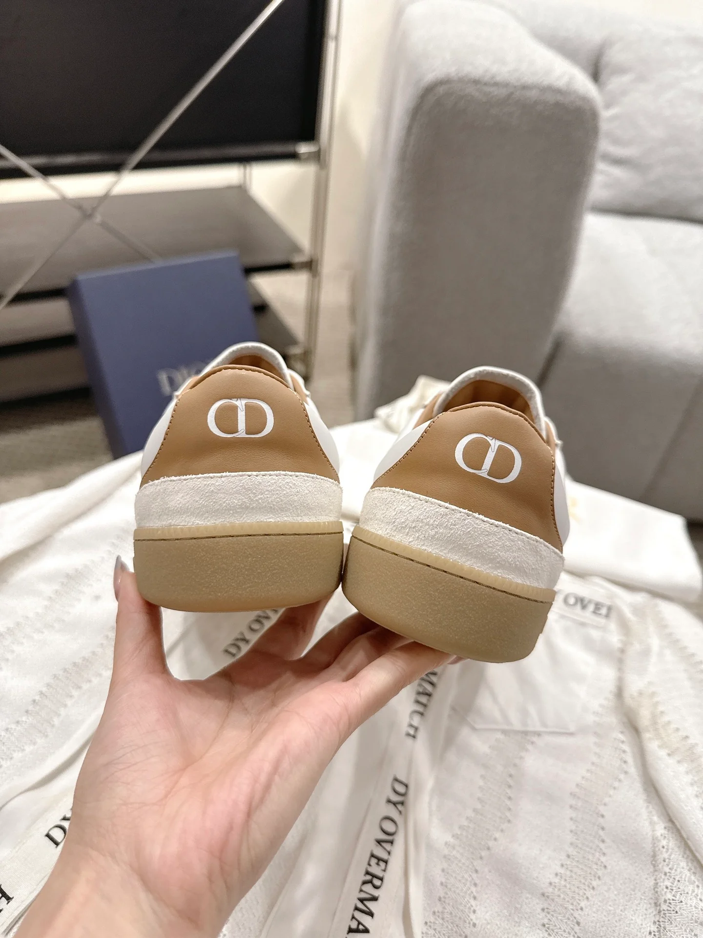 CD 25fw sneakers