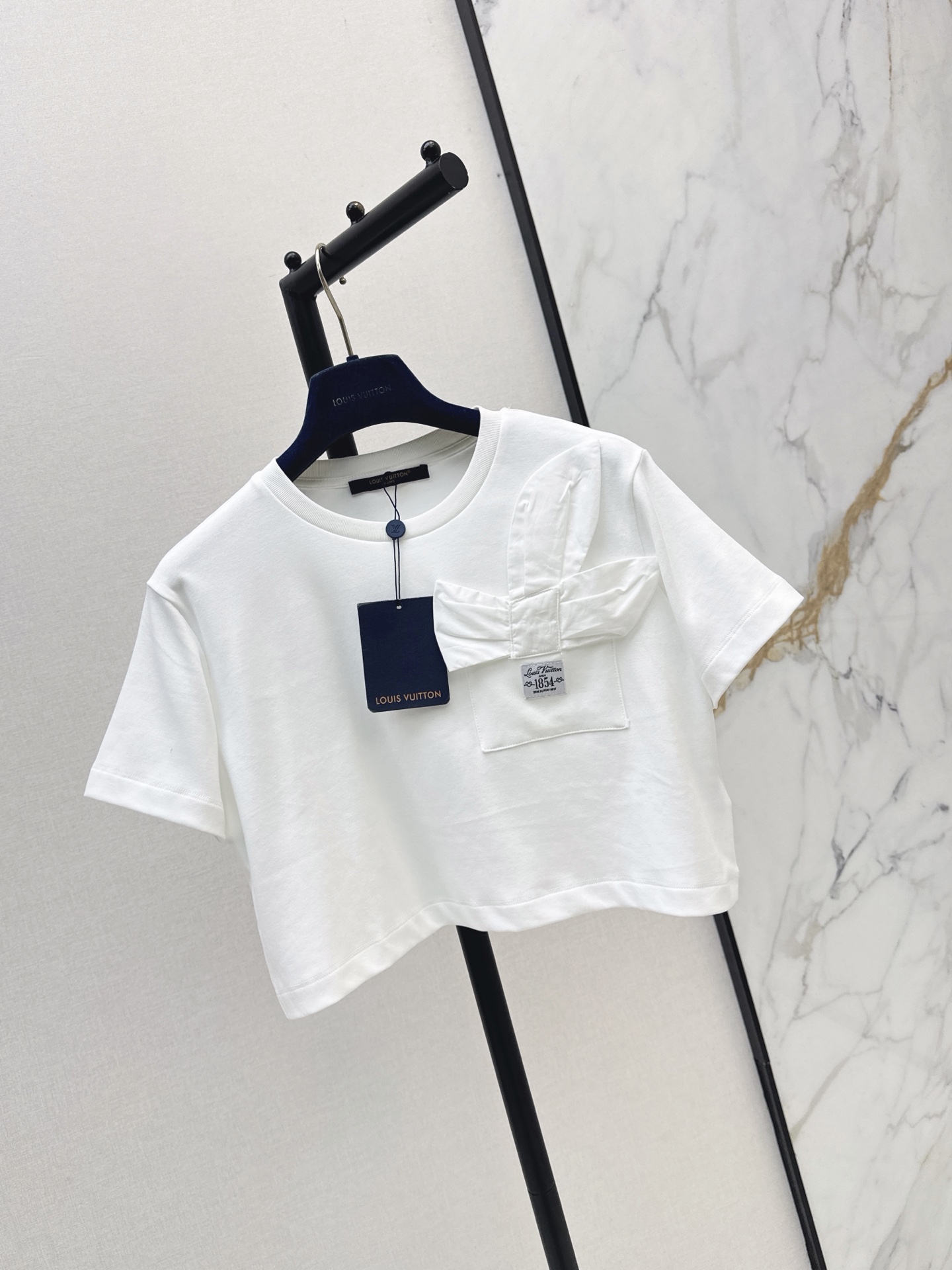 Loui 26ss cropped t-shirt