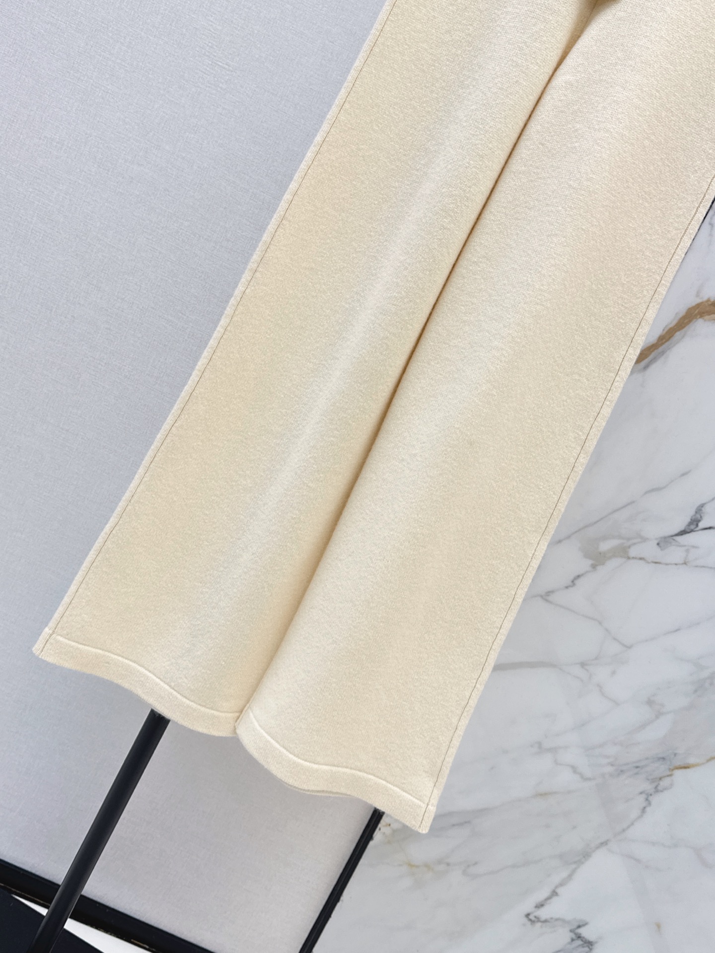 Chan 26fw cashmere straight-leg pants