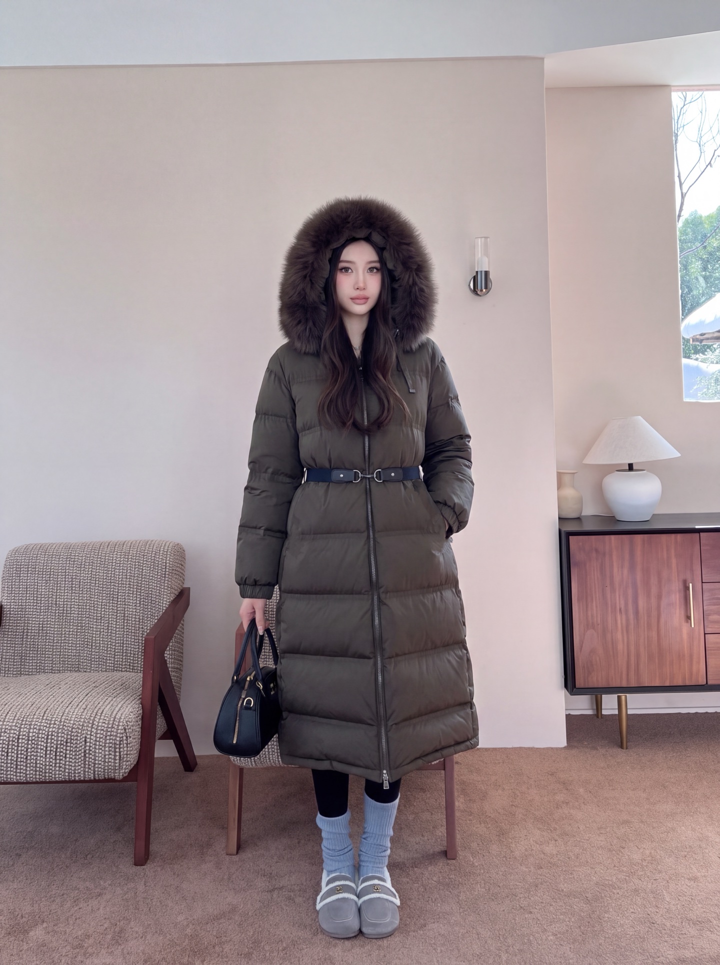 Max 26fw long belted hooded down jacket