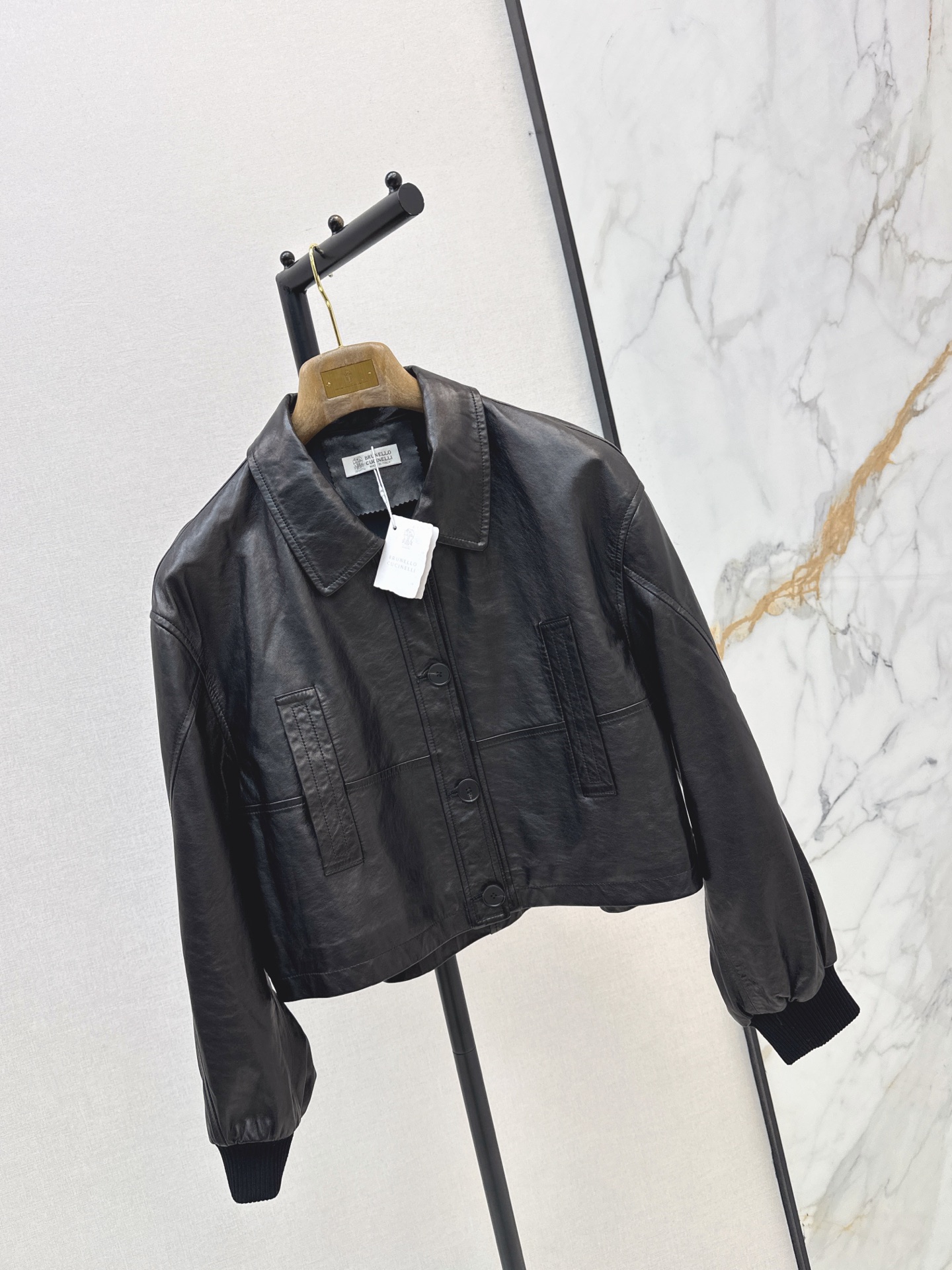 Brun 26fw cropped leather jacket