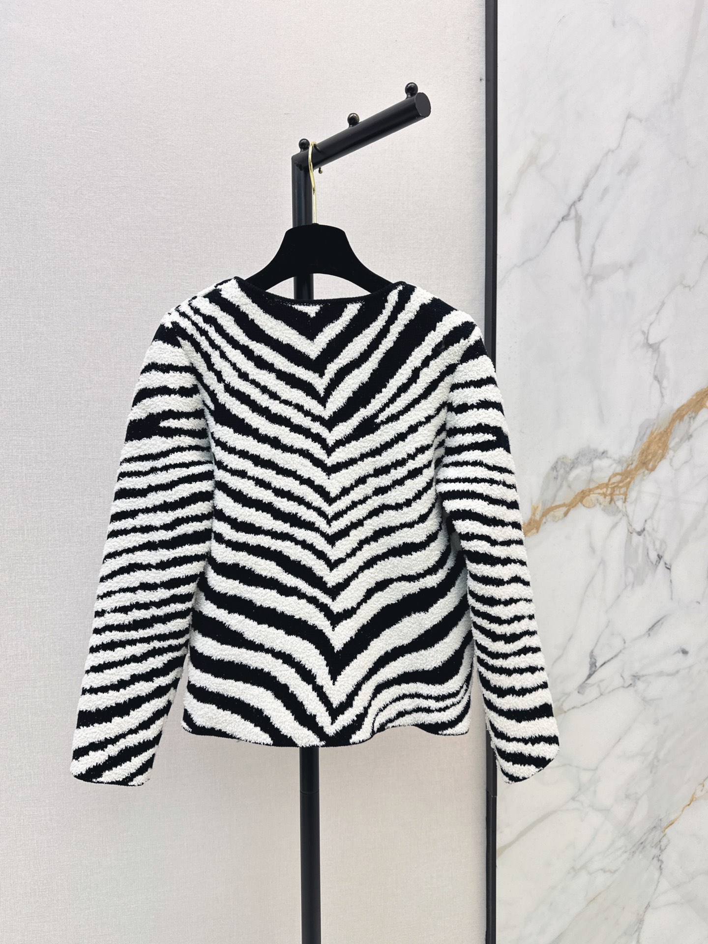Chan 26fw zebra-pattern textured knit cardigan