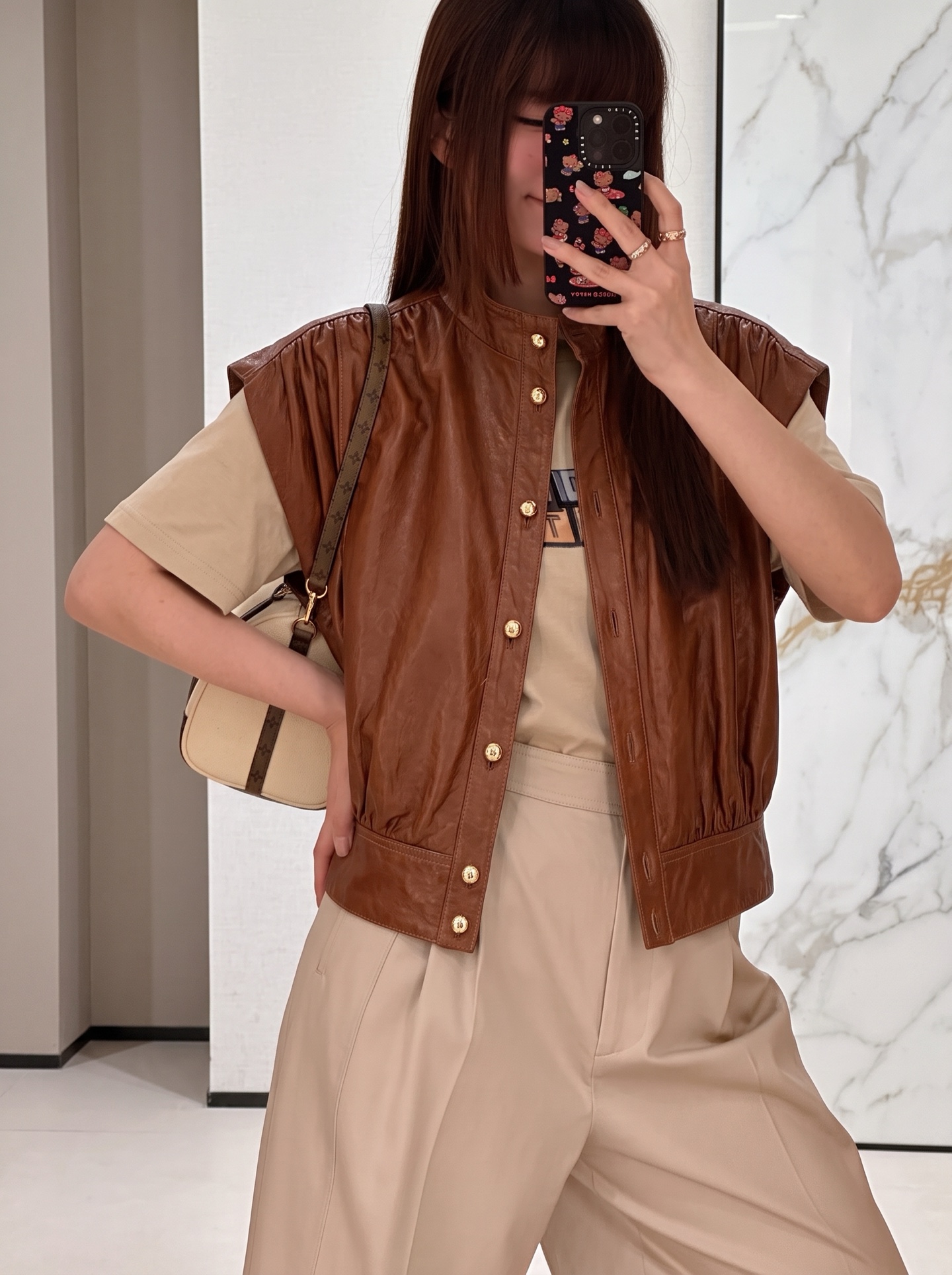 Loui 26fw leather vest jacket