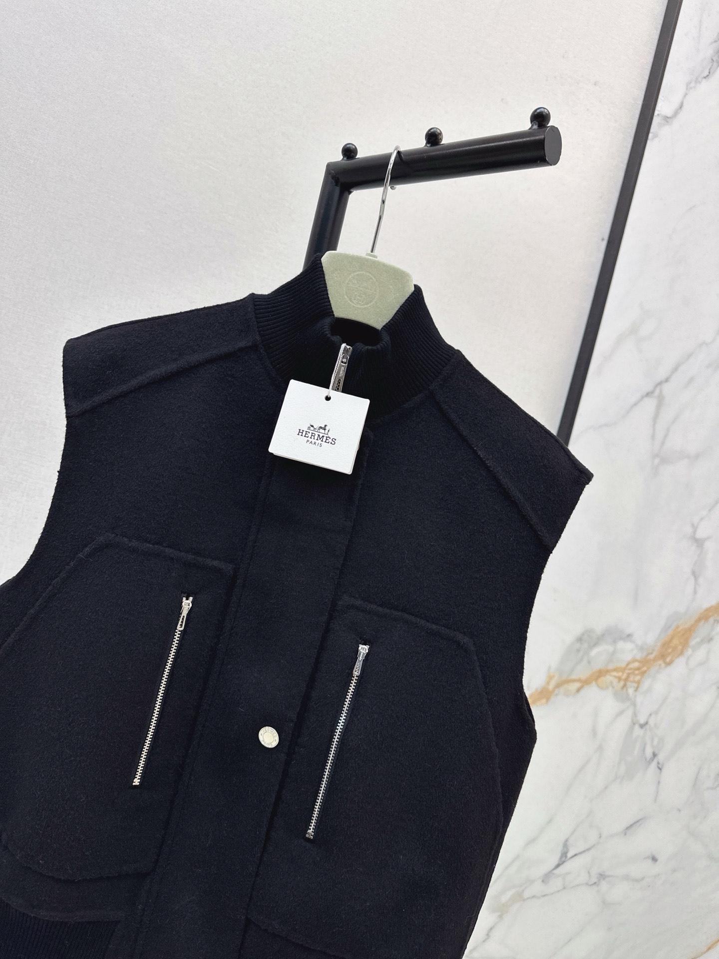 Her 26fw woolen vest jacket