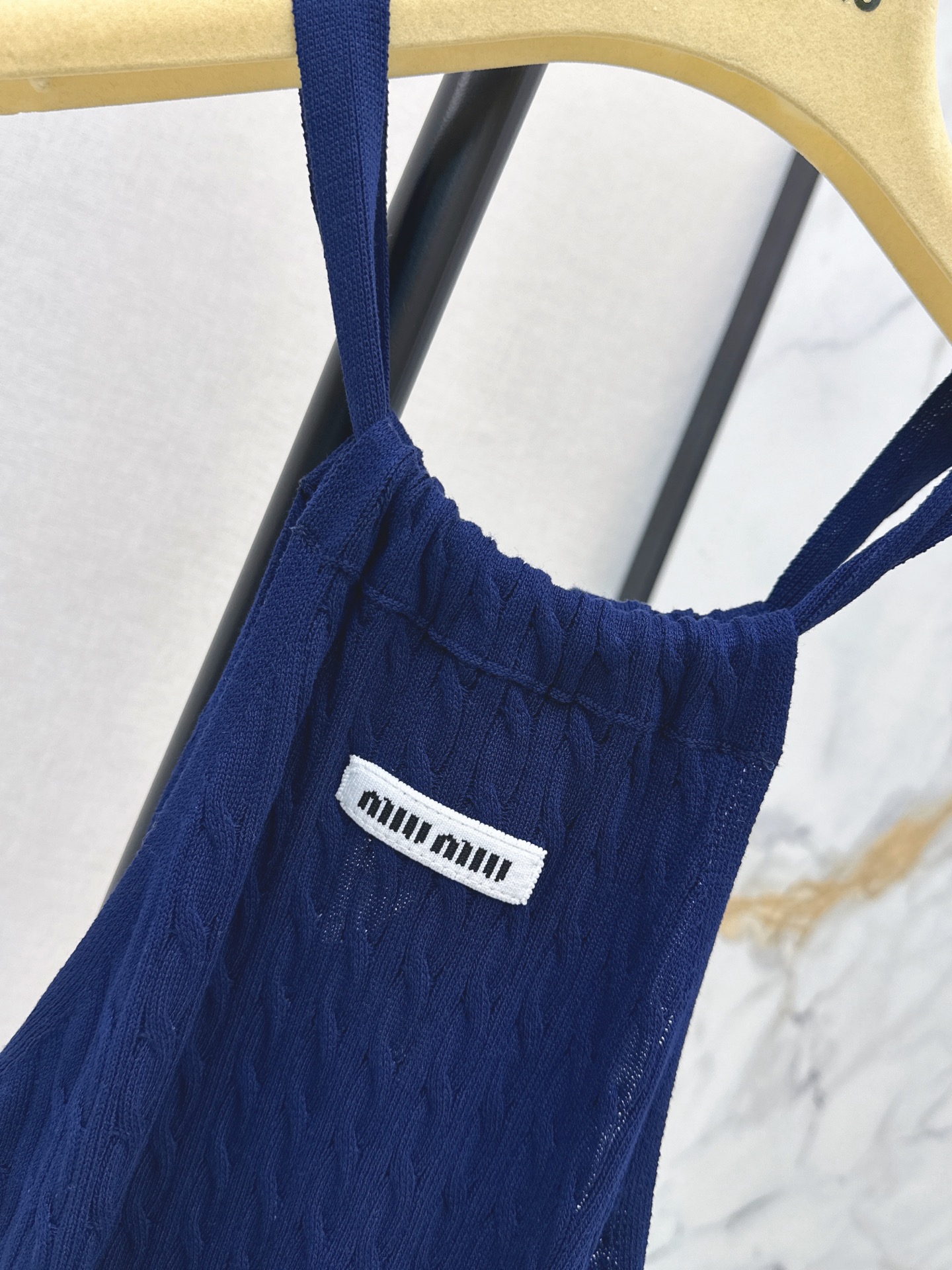 Miu 26fw slim-fit knit slip dress
