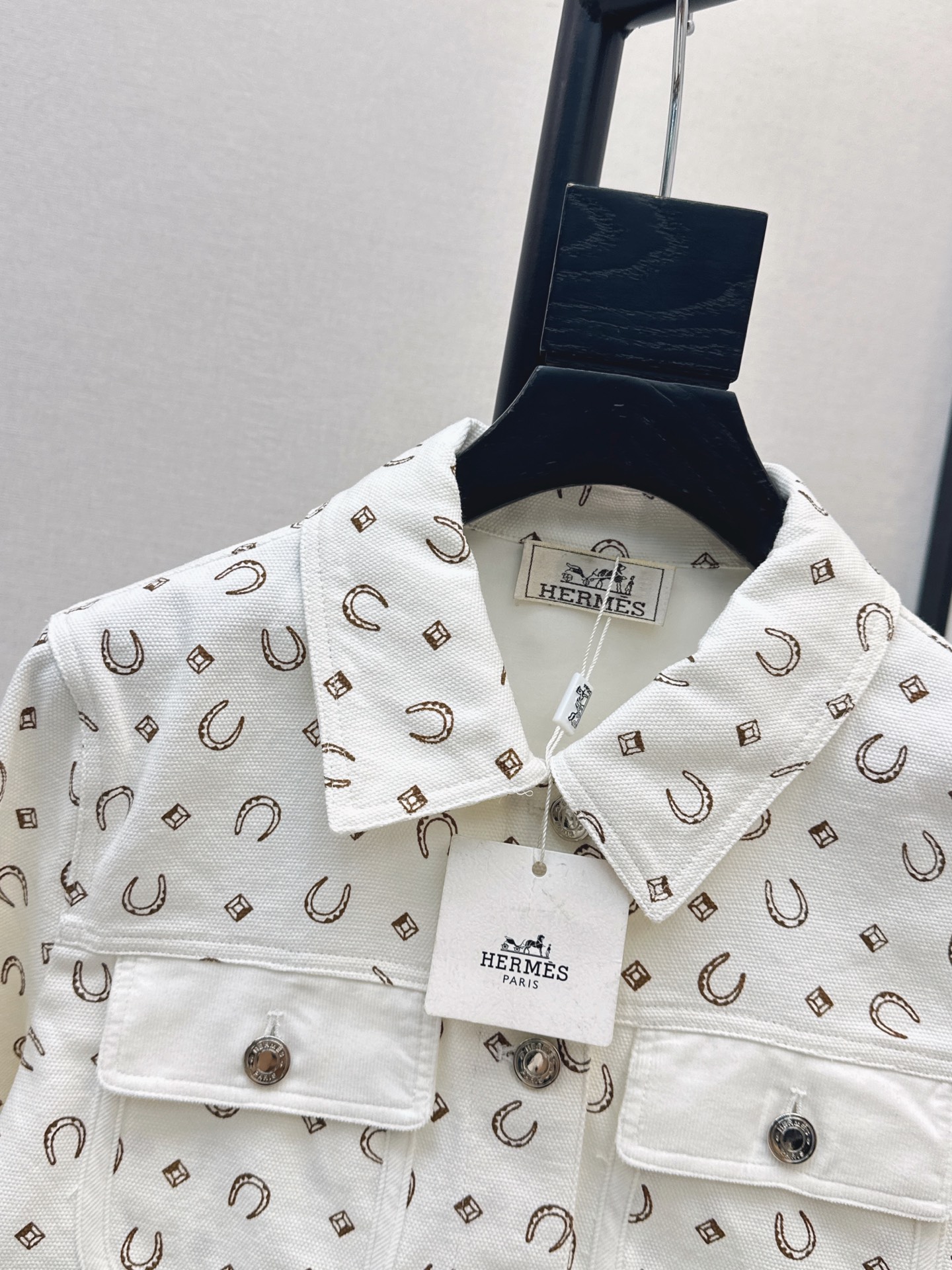 Her 26fw print jacket